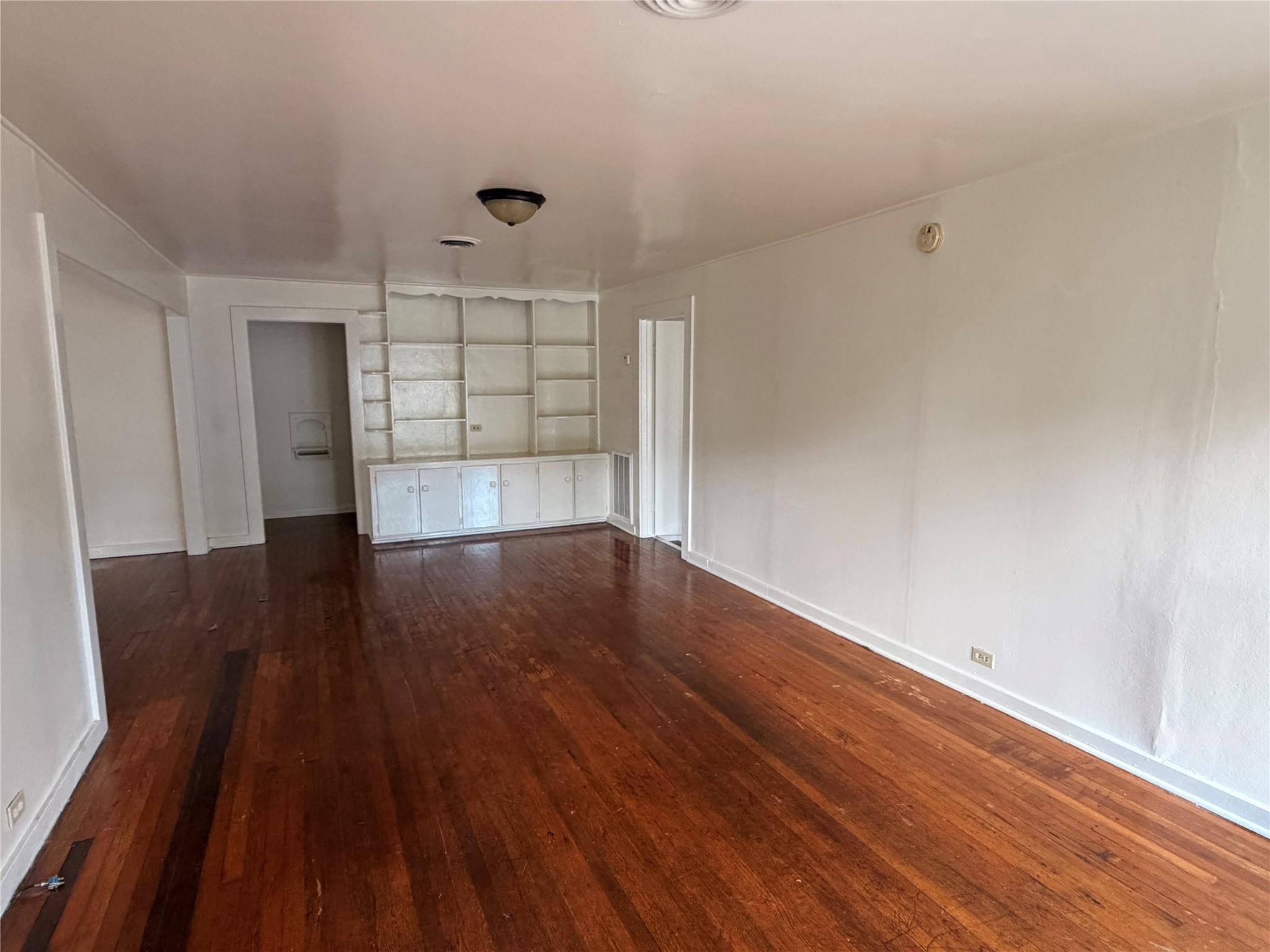 1019 Chestnut ST, San Marcos, TX 78666