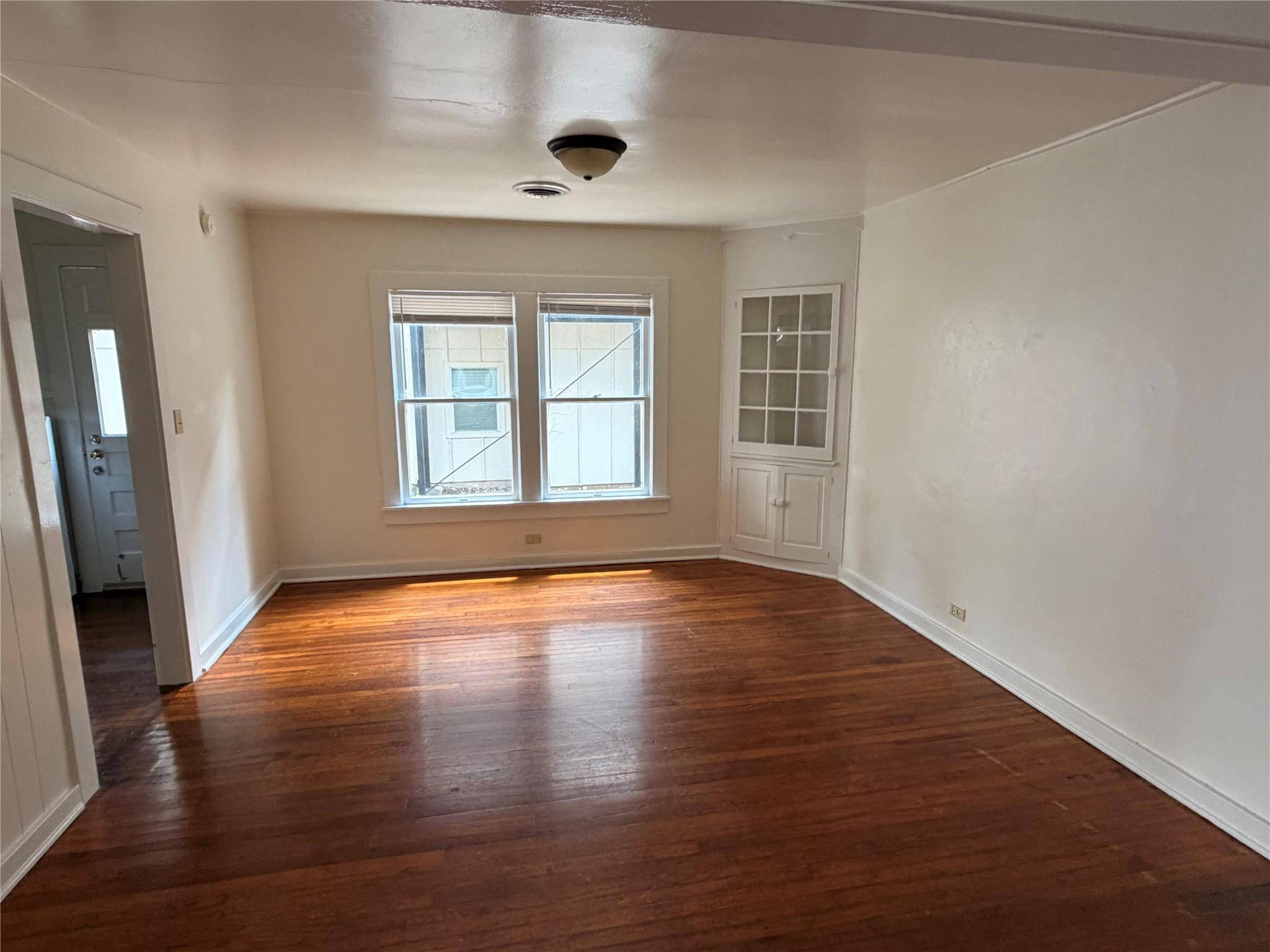 1019 Chestnut ST, San Marcos, TX 78666