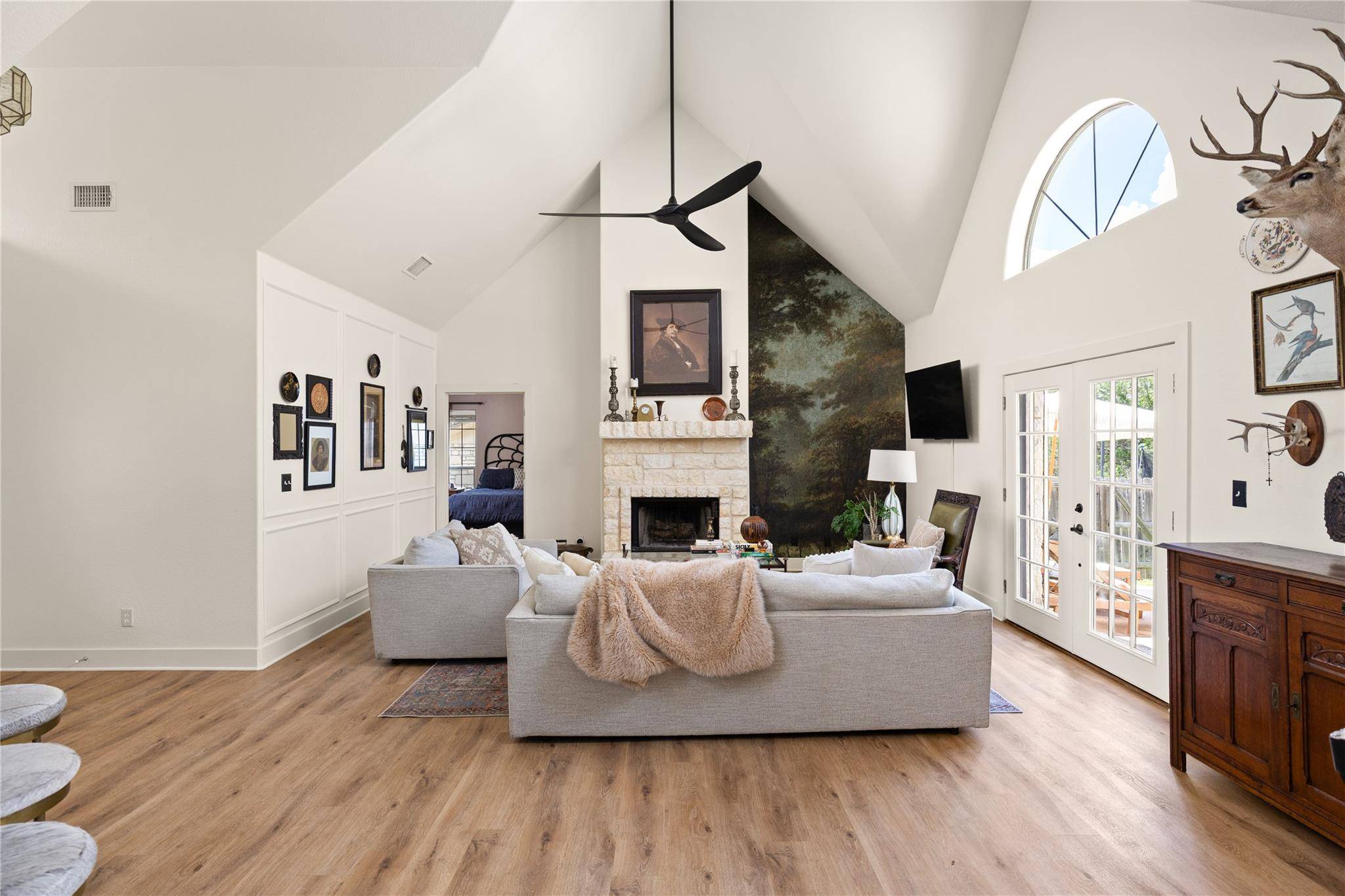39 Pebblebrook LN, Wimberley, TX 78676