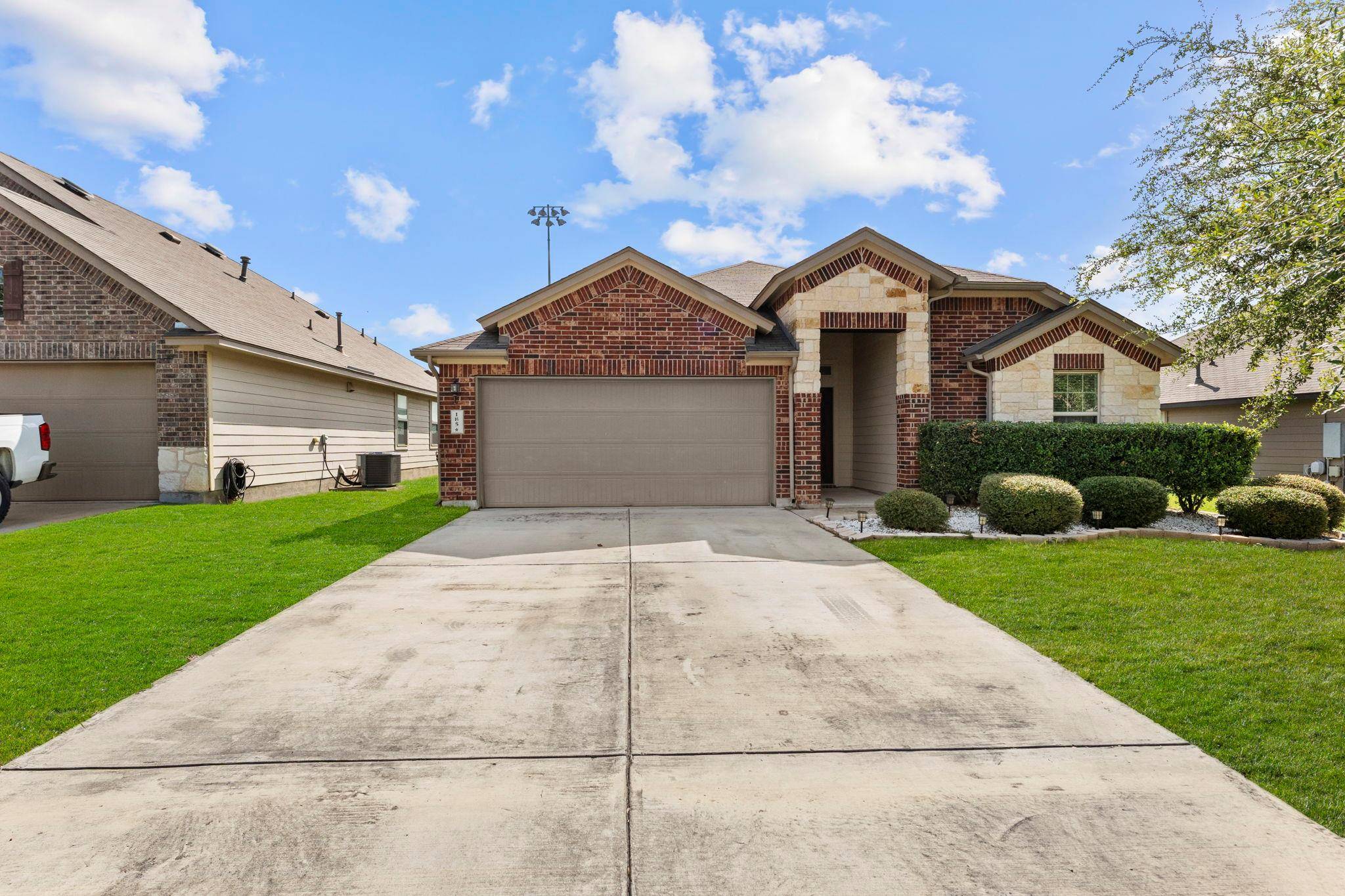 185 Silver Maple DR, Kyle, TX 78640