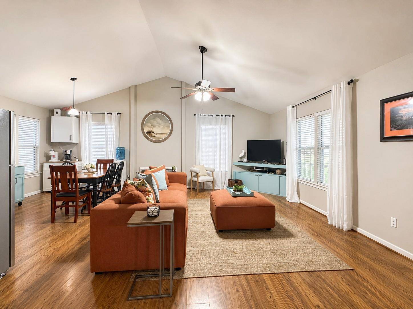 52 Anchor LN, Seadrift, TX 77983