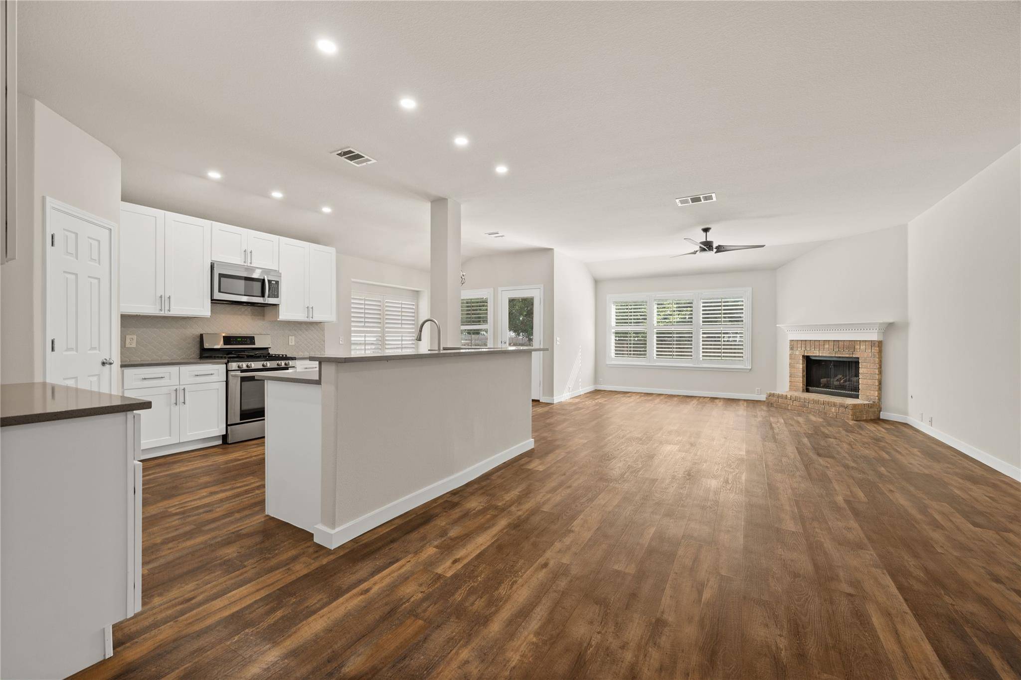 2208 John Tee DR, Cedar Park, TX 78613