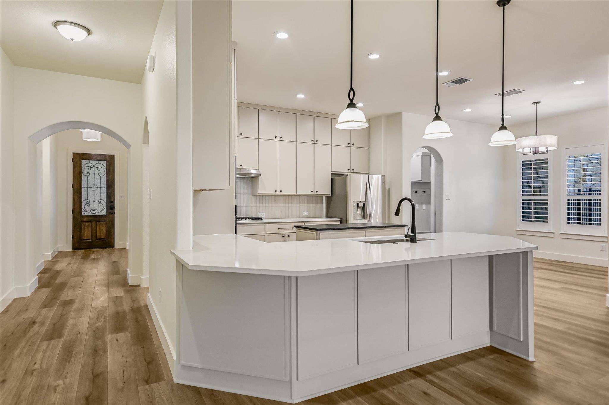 106 Waverly Spire CT, Austin, TX 78738