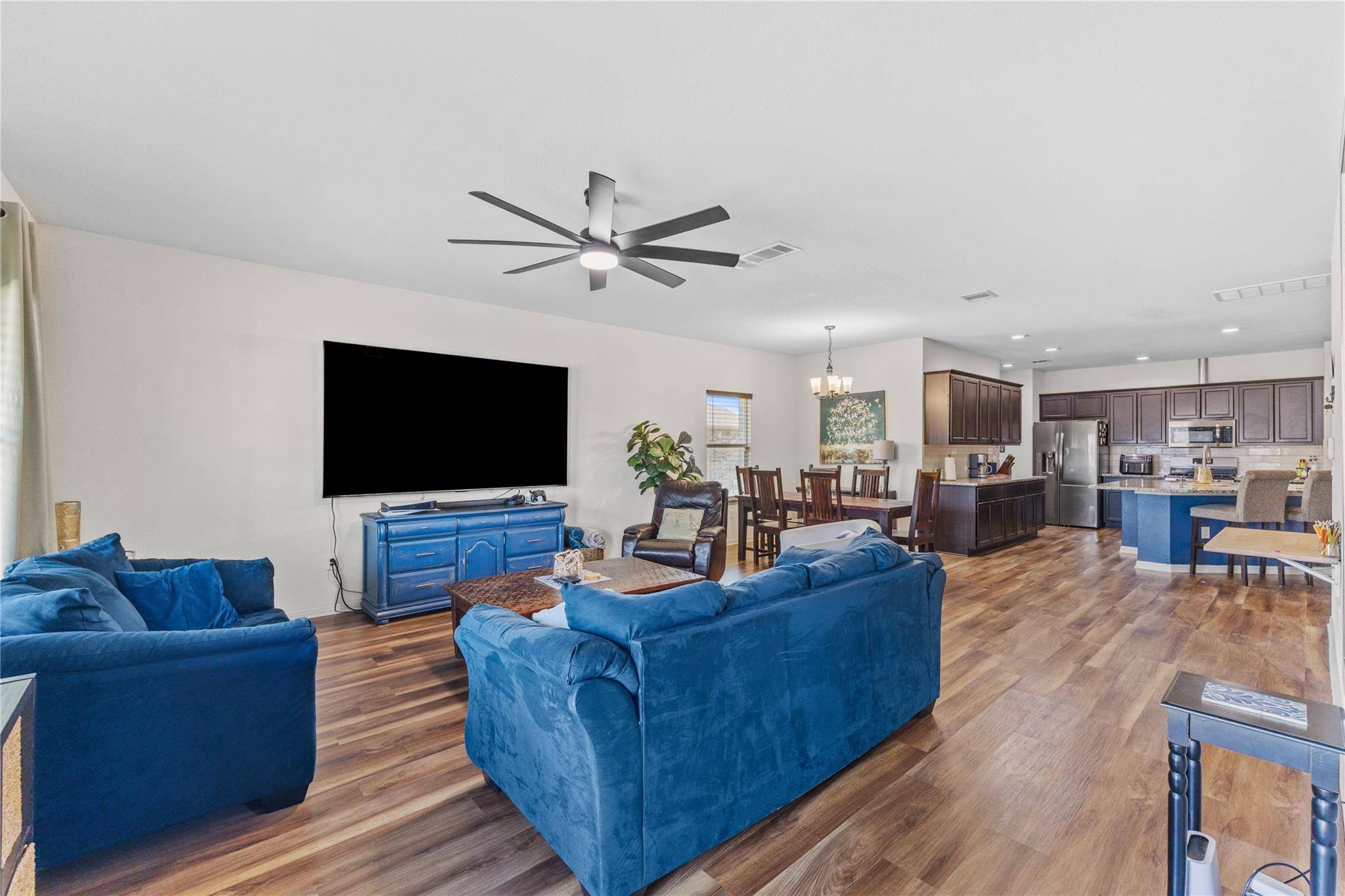 340 Shiner LN, Georgetown, TX 78626