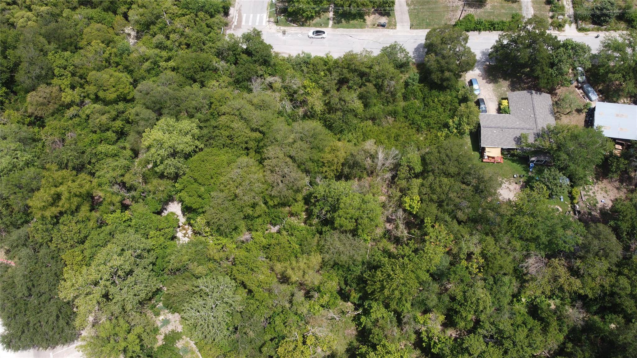 2502 Douglas ST, Austin, TX 78741