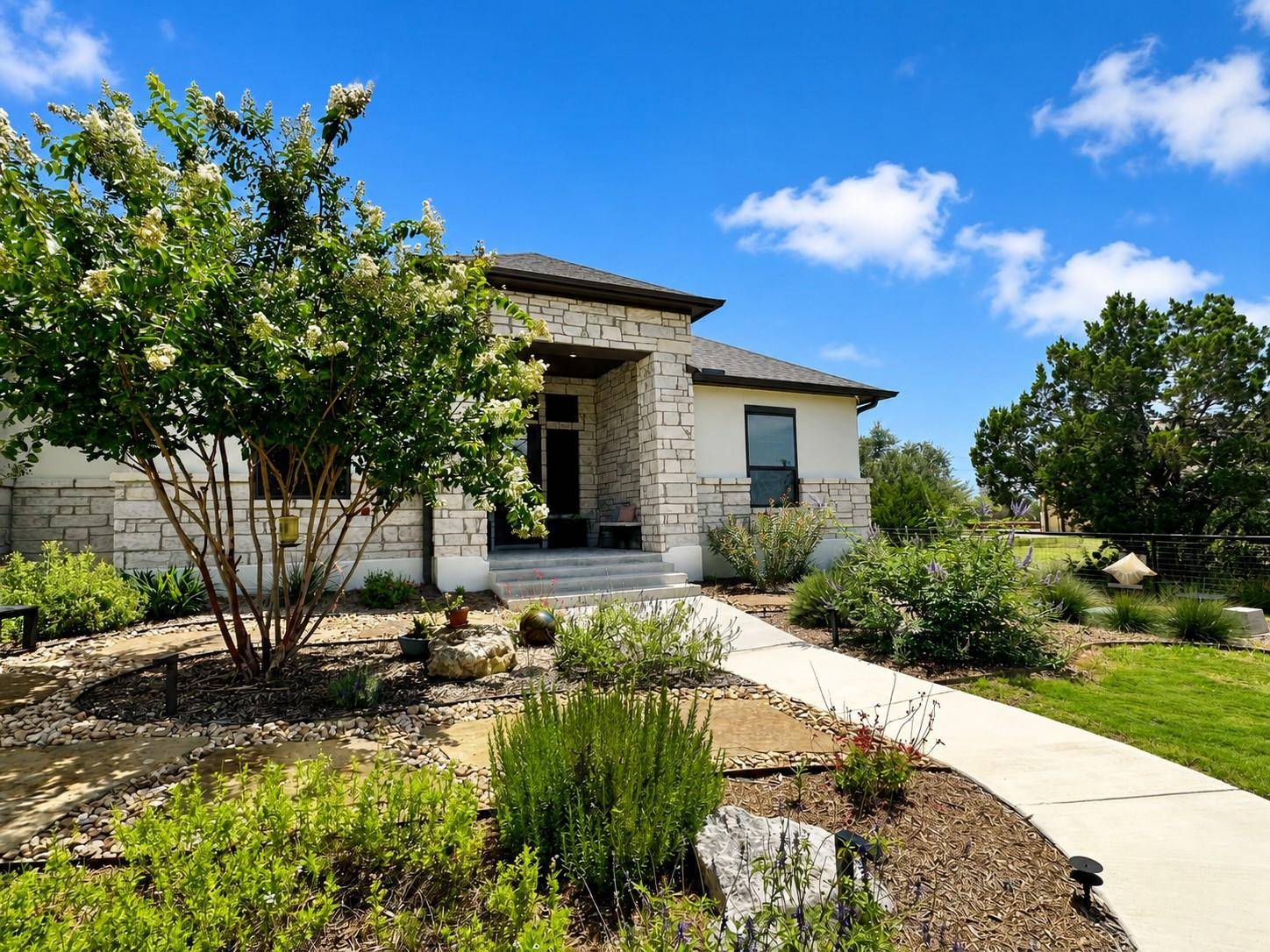 365 Warbler DR, Spring Branch, TX 78070