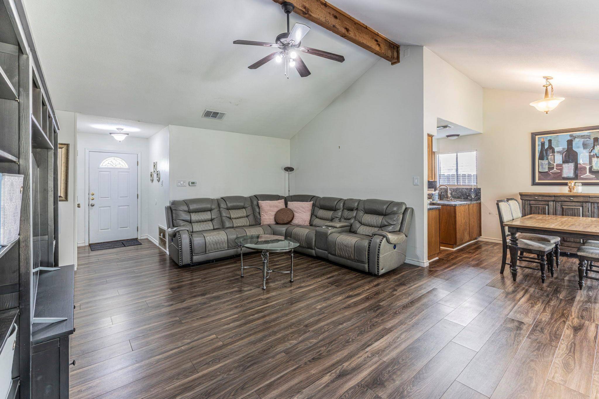 2402 Susan LN, Leander, TX 78641