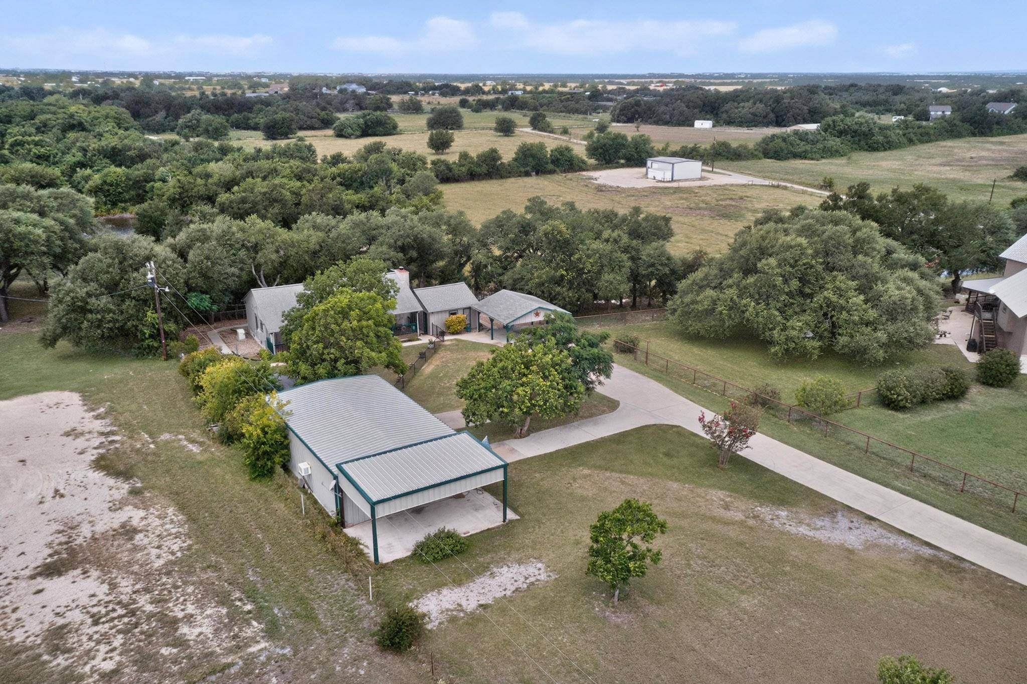 1730 County Road 130, Hutto, TX 78634