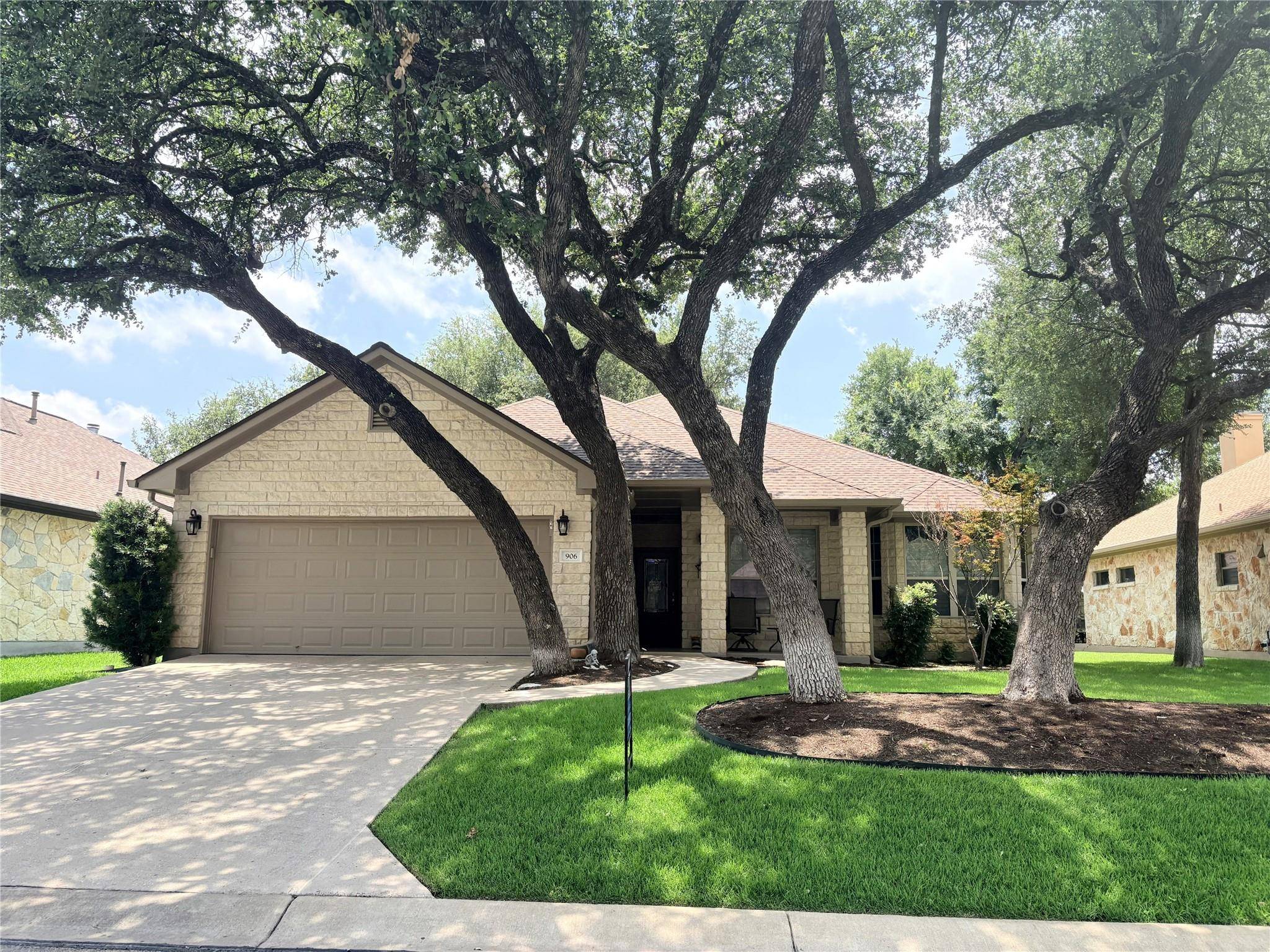 906 Boquilla TRL, Georgetown, TX 78633