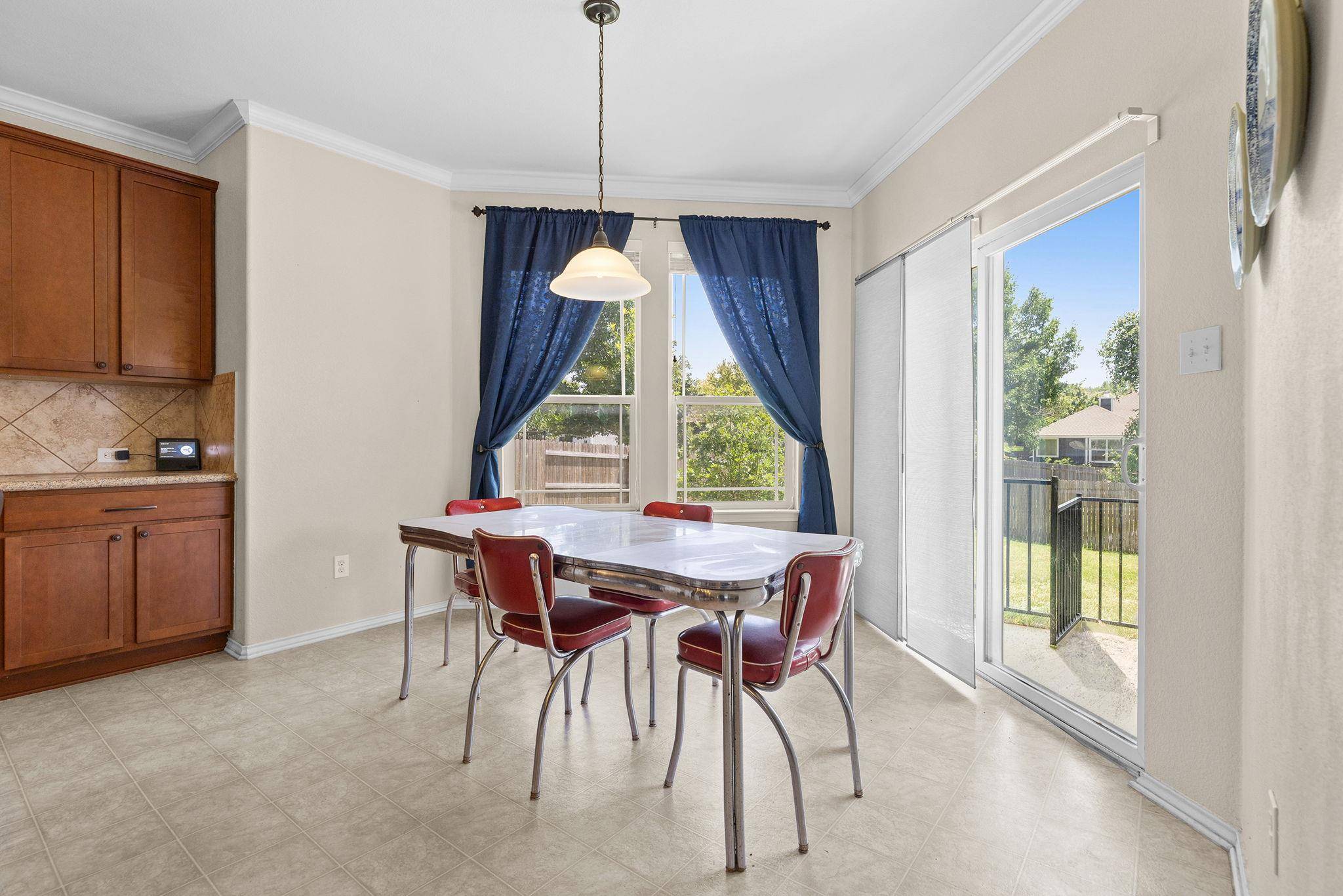 205 Sheepshank DR, Georgetown, TX 78633