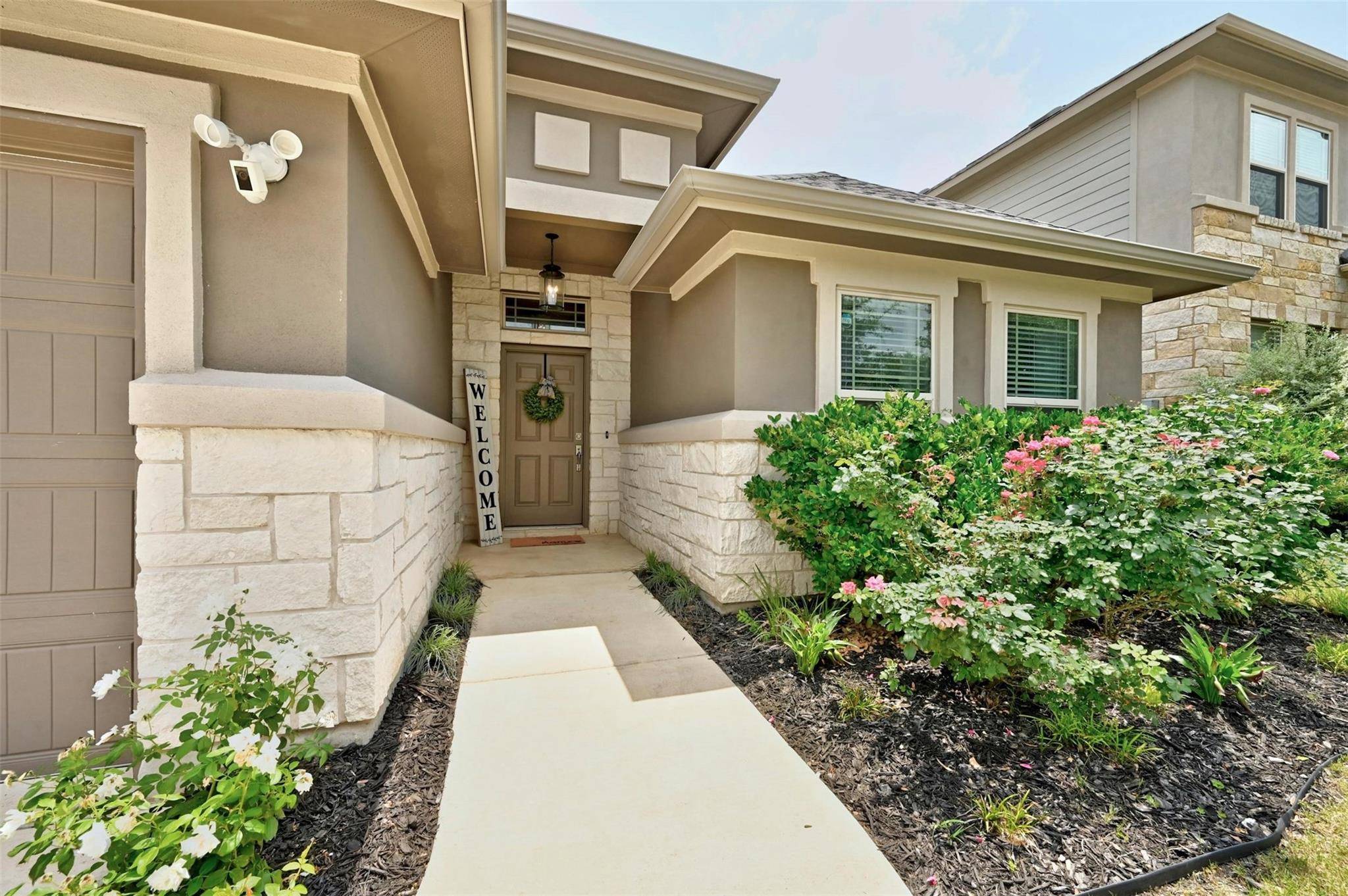 161 Danbark DR, Buda, TX 78610