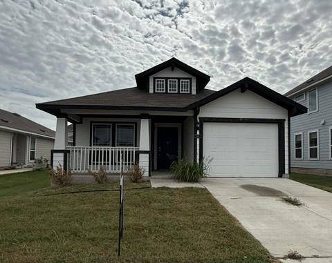 149 Blue Agate CT, Jarrell, TX 76537
