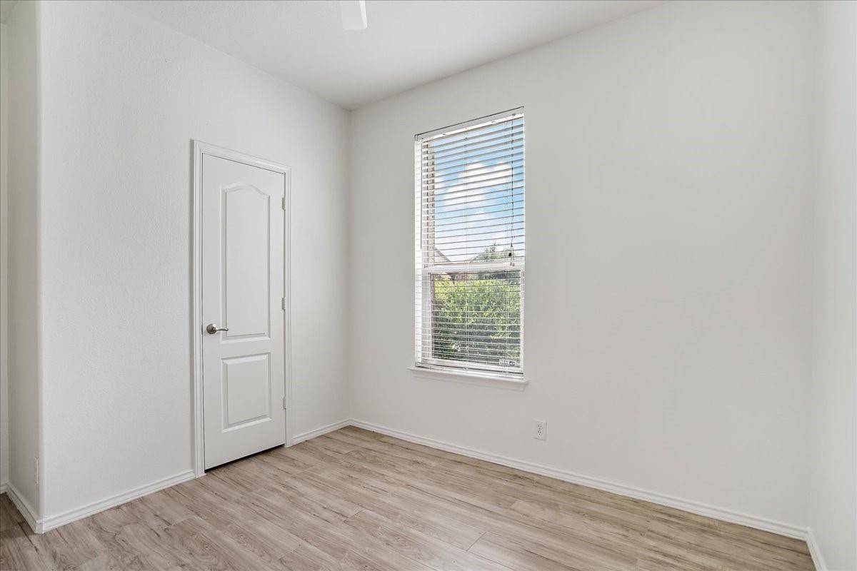 200 Rudy LN, Kyle, TX 78640
