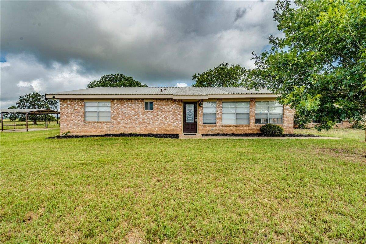 595 Cardinal RD, Rosanky, TX 78953