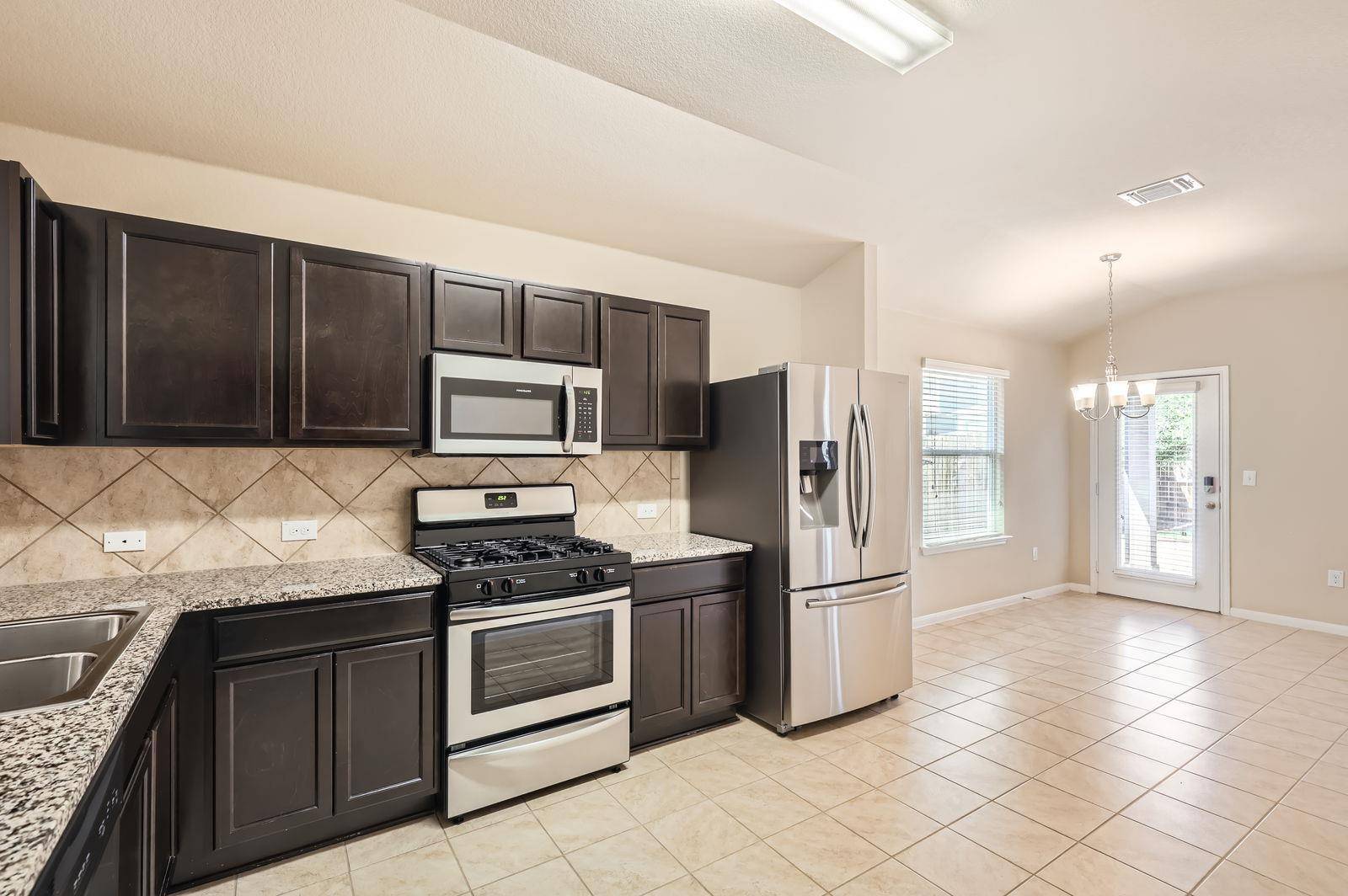 2108 Langdale LN, Austin, TX 78754