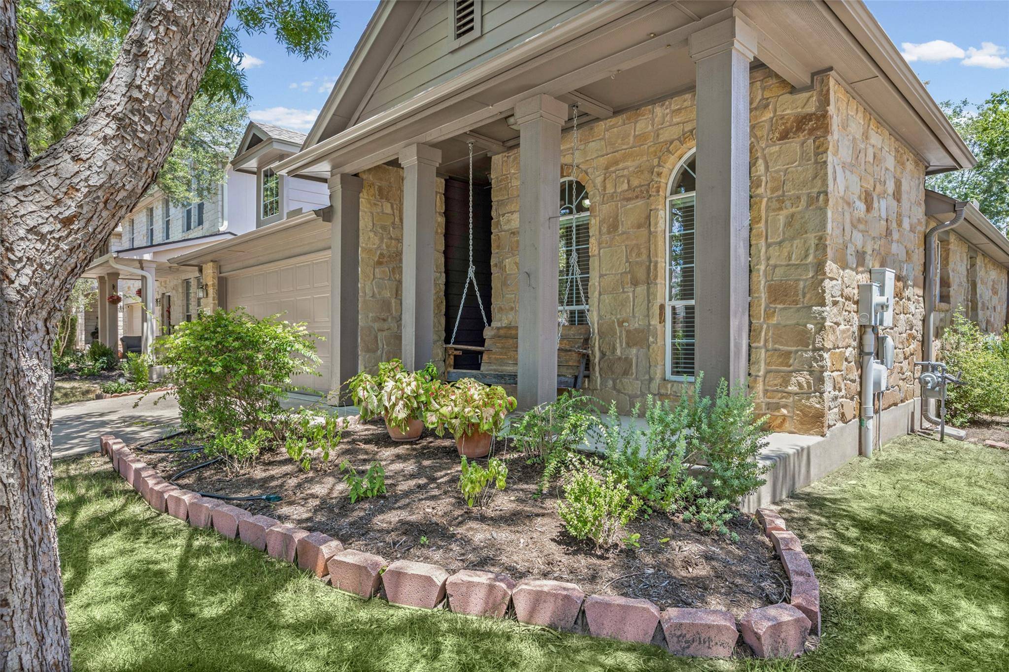 11917 Buzz Schneider LN, Austin, TX 78748