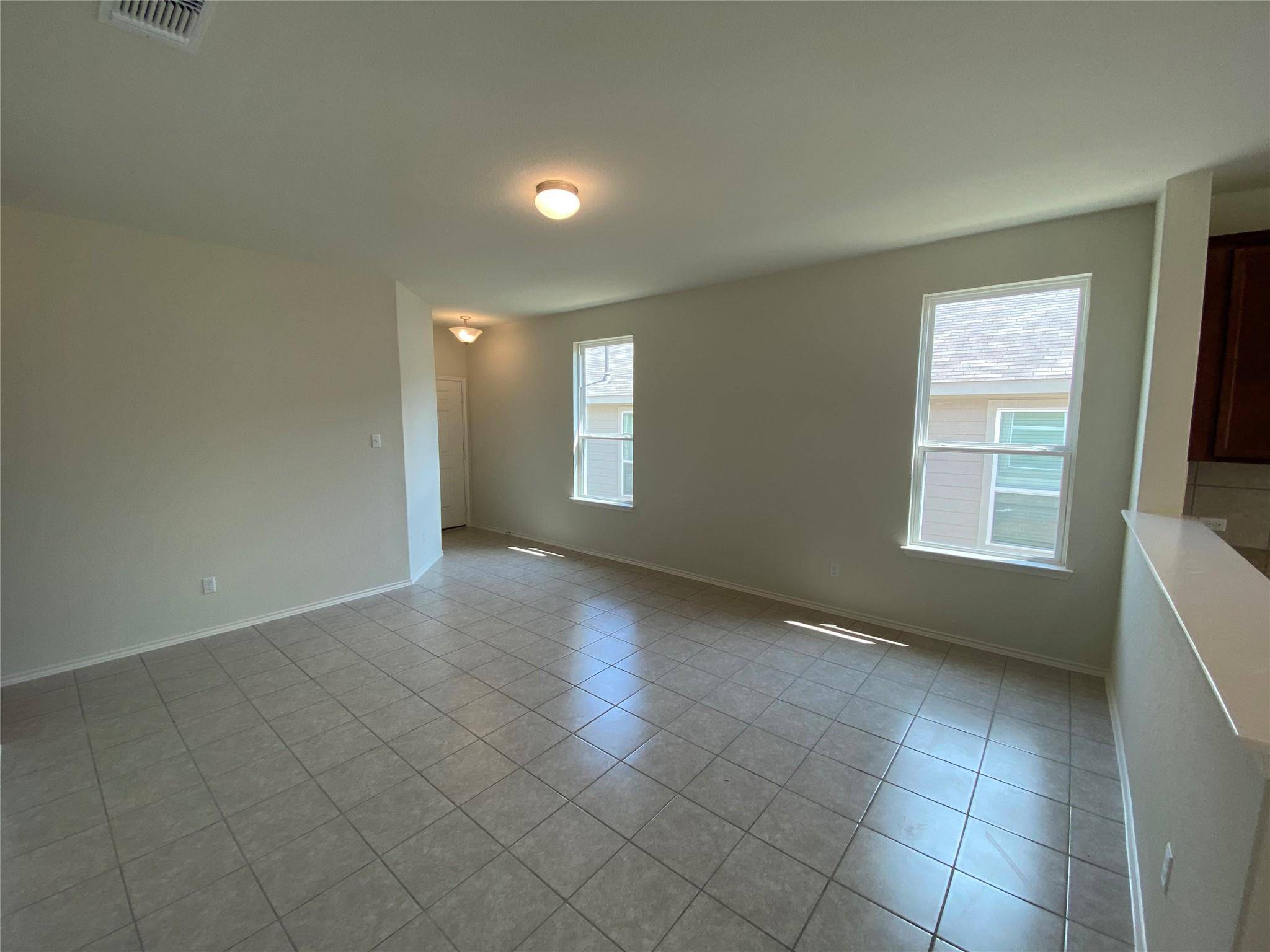 204 Nettletree DR, Buda, TX 78610