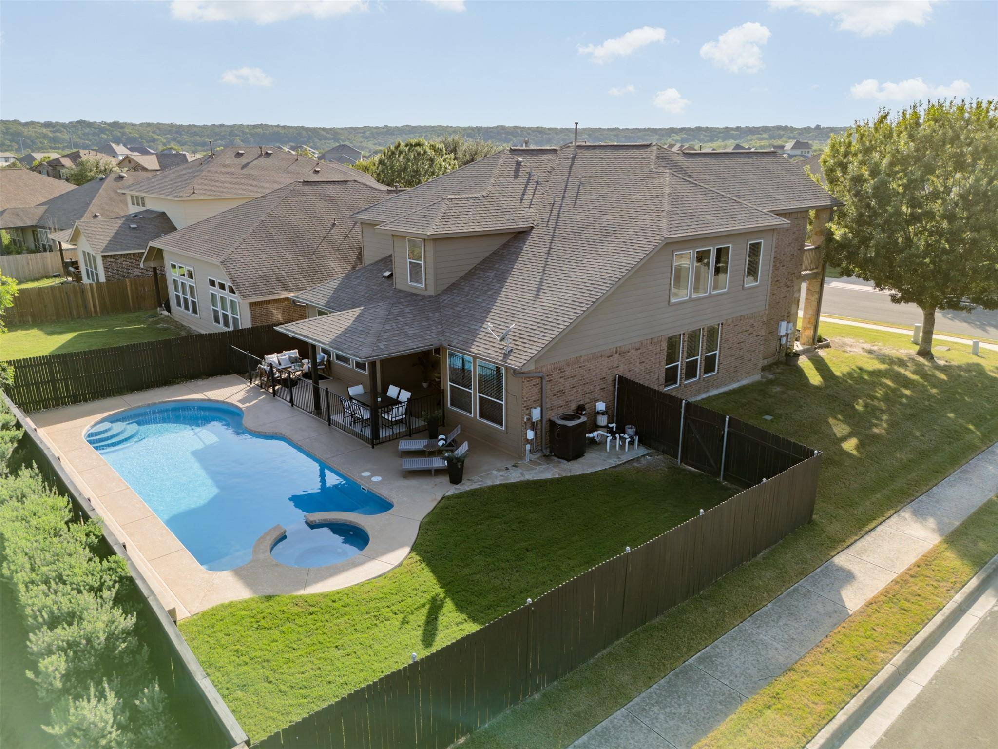 746 Easton DR, San Marcos, TX 78666