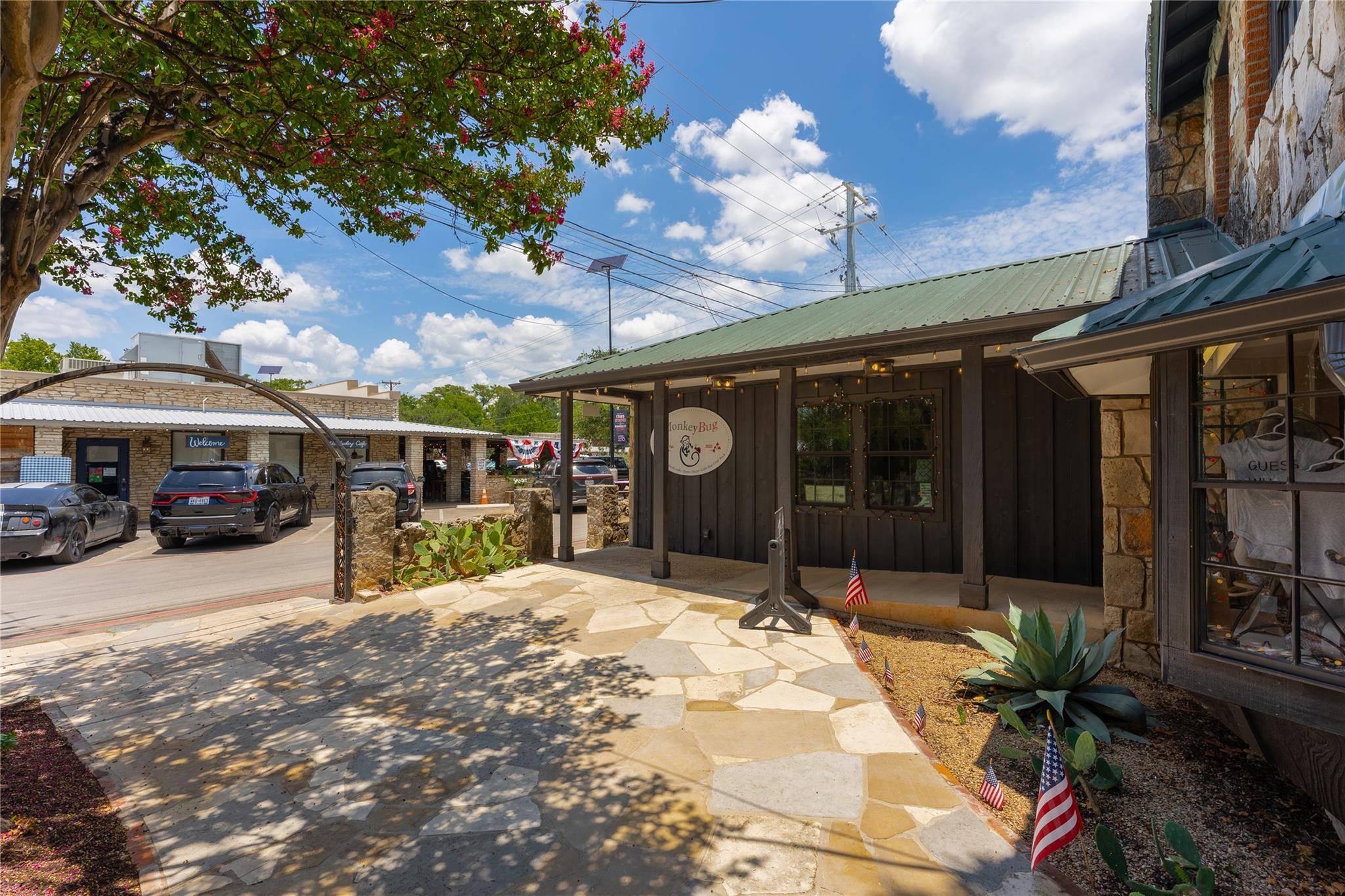 310 WIMBERLEY SQ, Wimberley, TX 78676