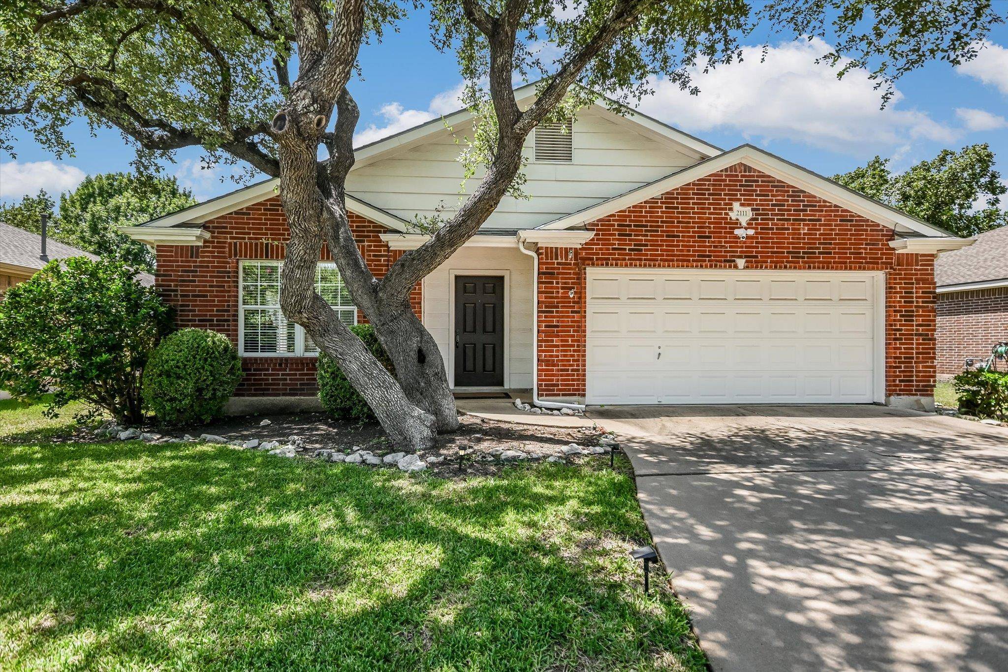2111 Kimra LN, Cedar Park, TX 78613