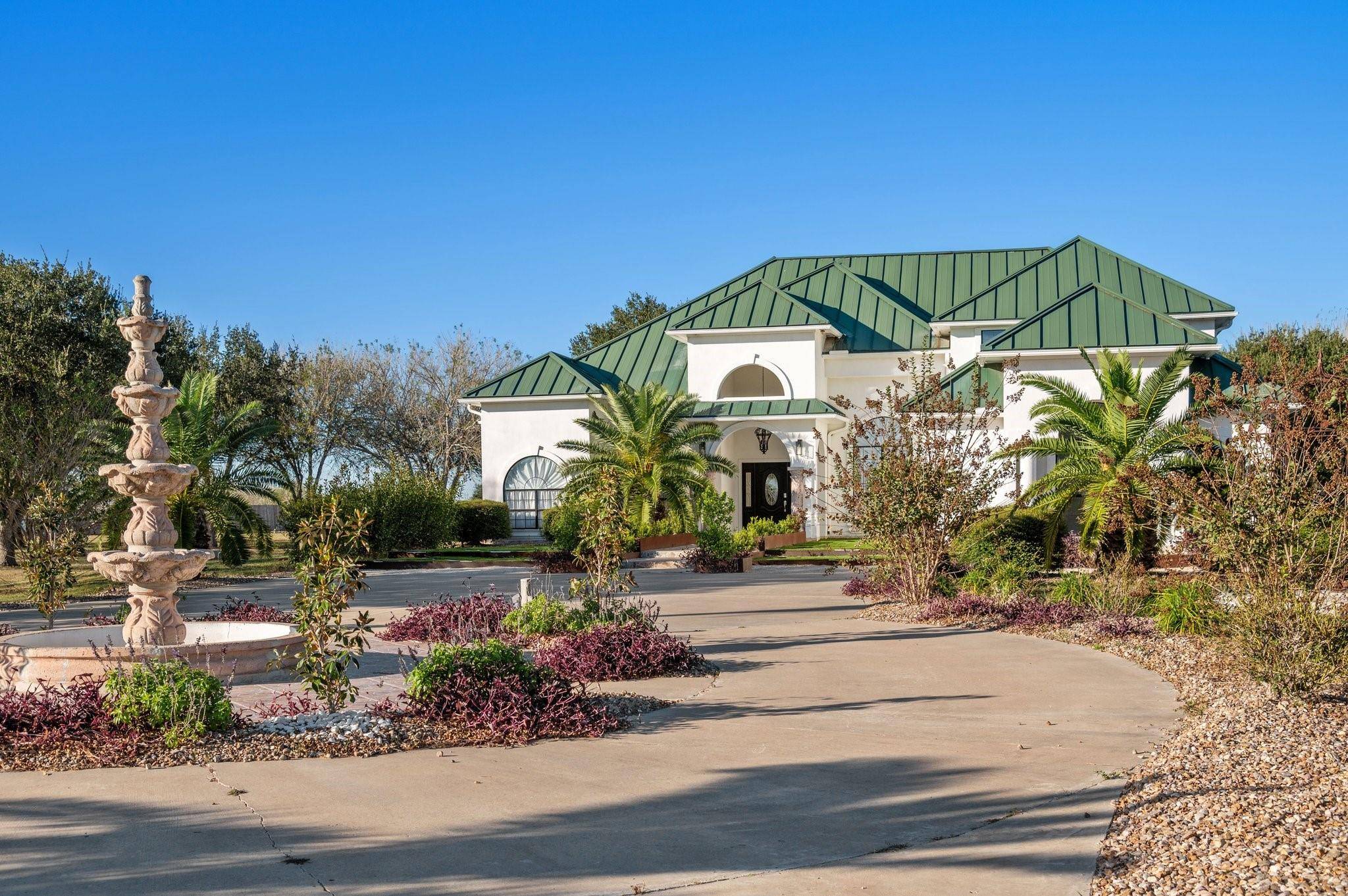968 Tate RD, Victoria, TX 77904