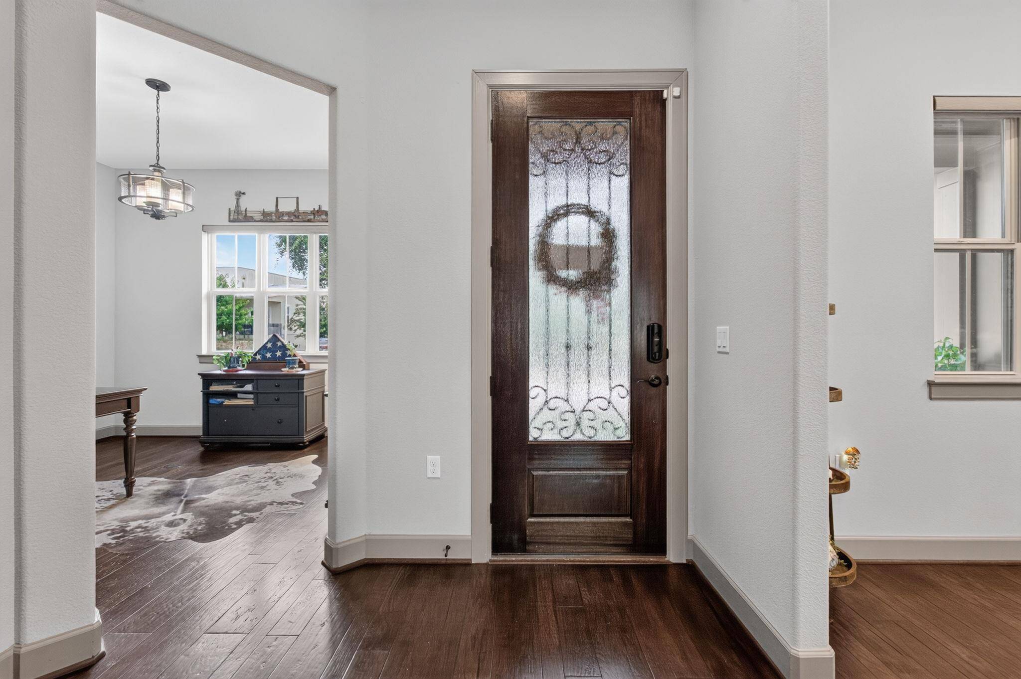908 Dancing Oak LN, San Marcos, TX 78666
