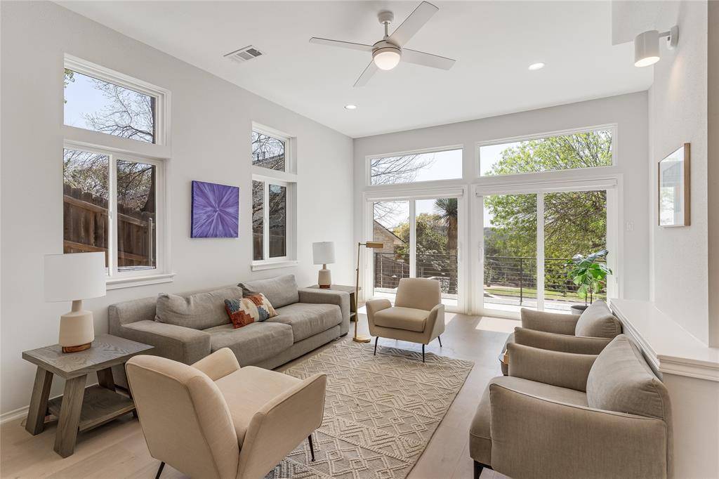 5606 Sedgefield DR, Austin, TX 78746