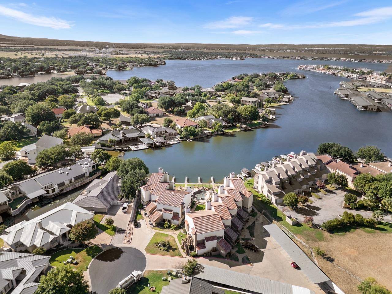 509 Short Circuit #203, Horseshoe Bay, TX 78657