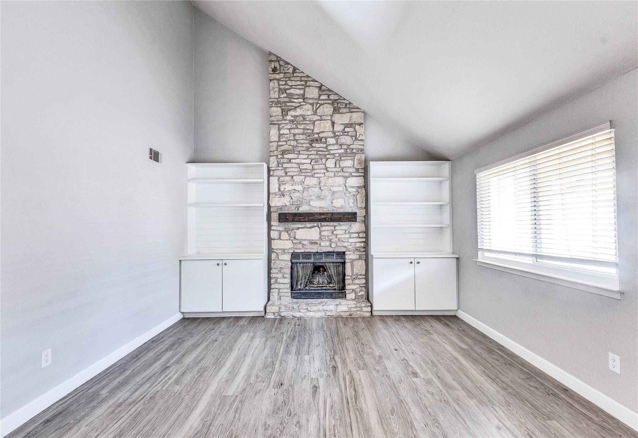 8403 Selway DR, Austin, TX 78736