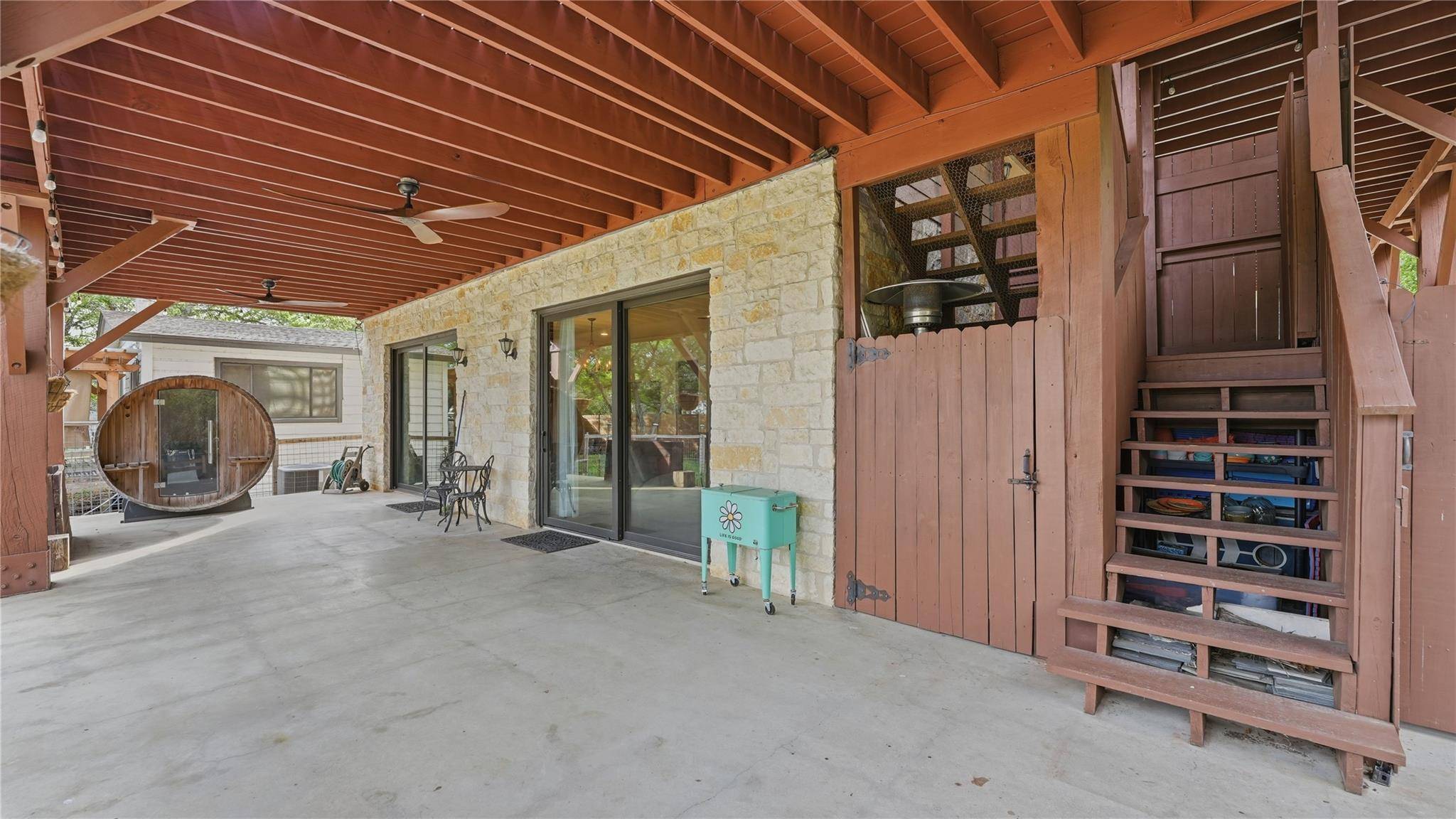 628 Country LN, Canyon Lake, TX 78133