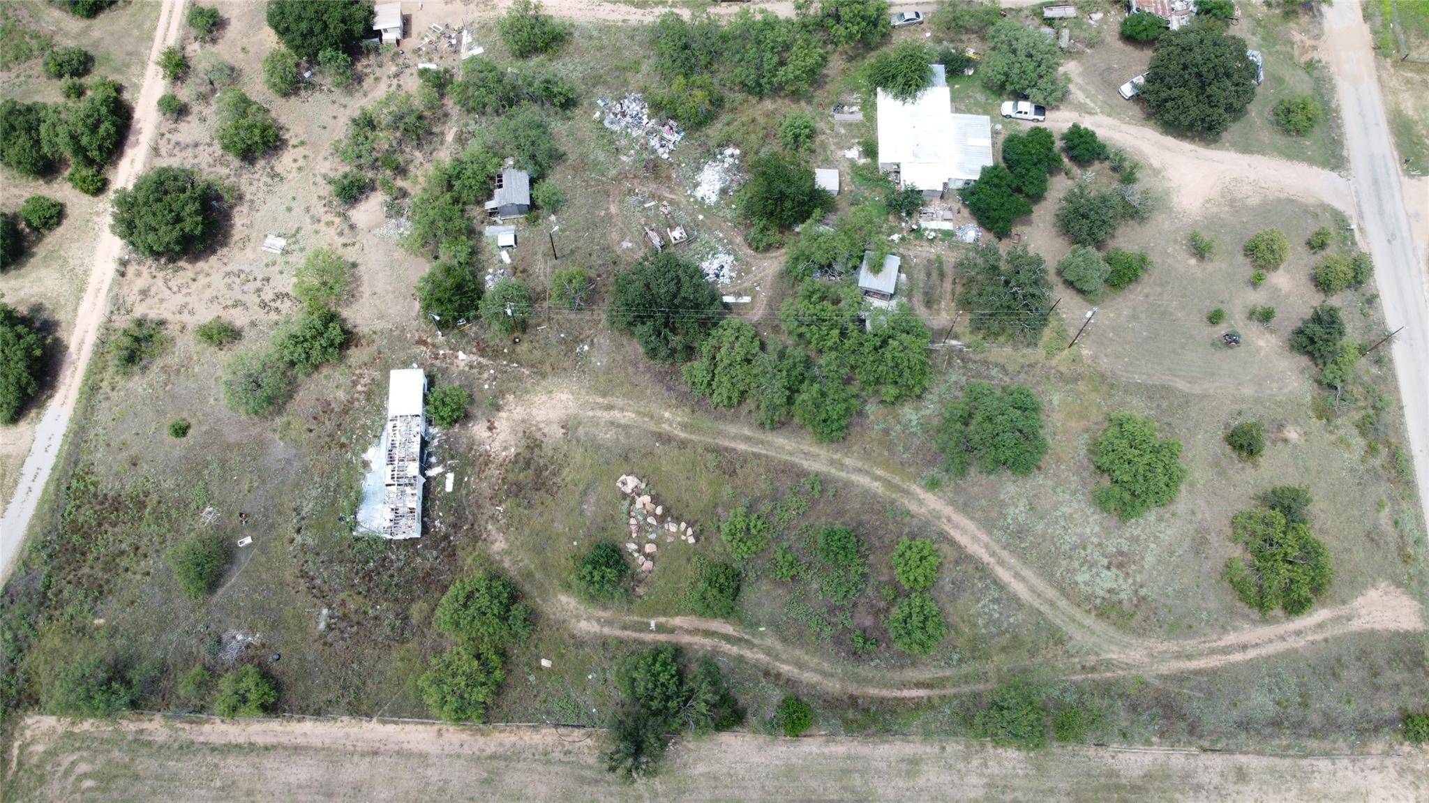 1208 Eula LN, Kingsland, TX 78639