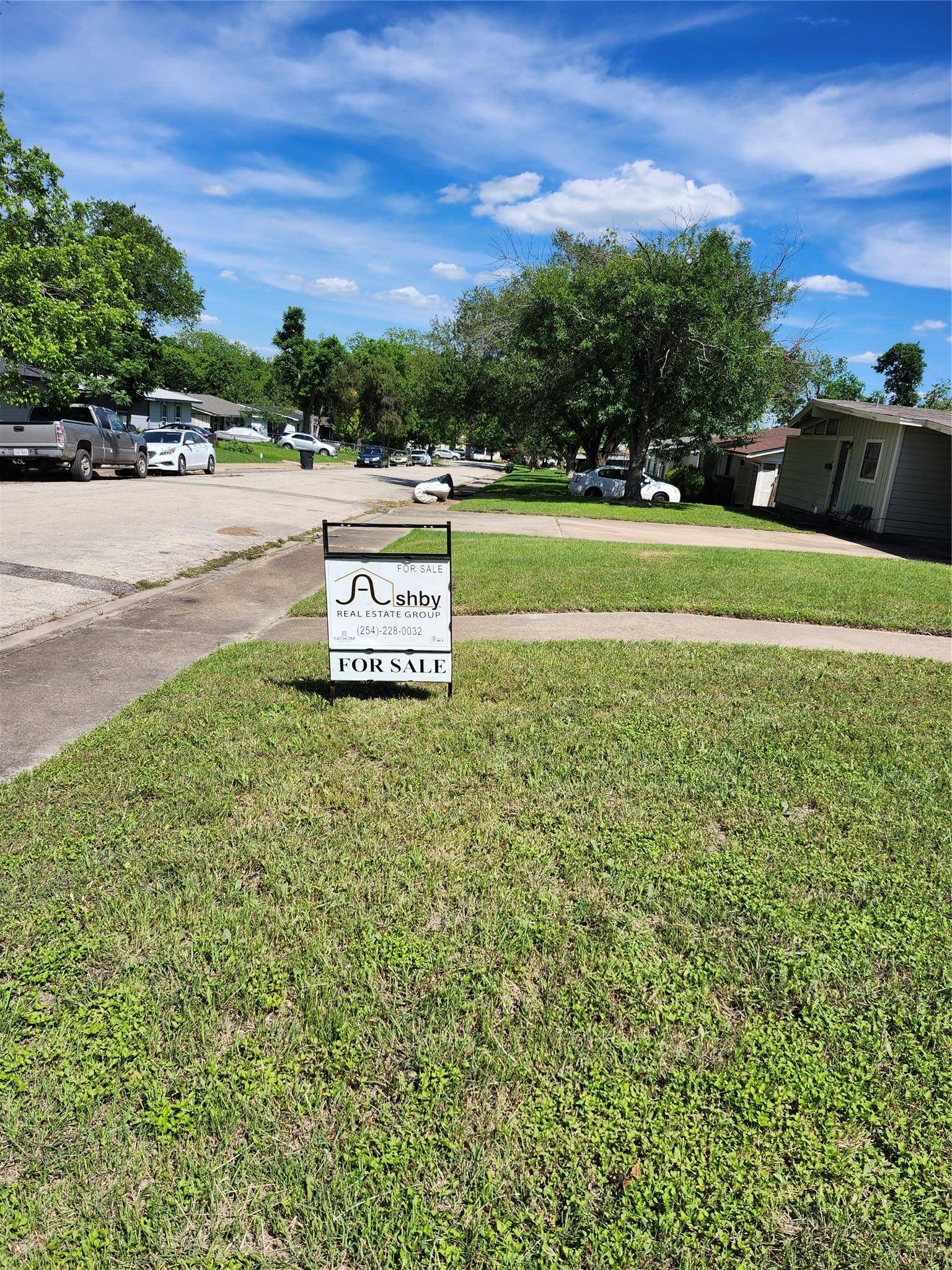 209 W Victory Ave, Temple, TX 76501