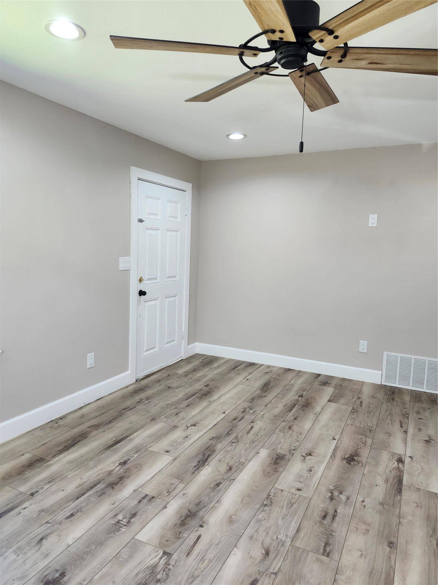 209 W Victory Ave, Temple, TX 76501