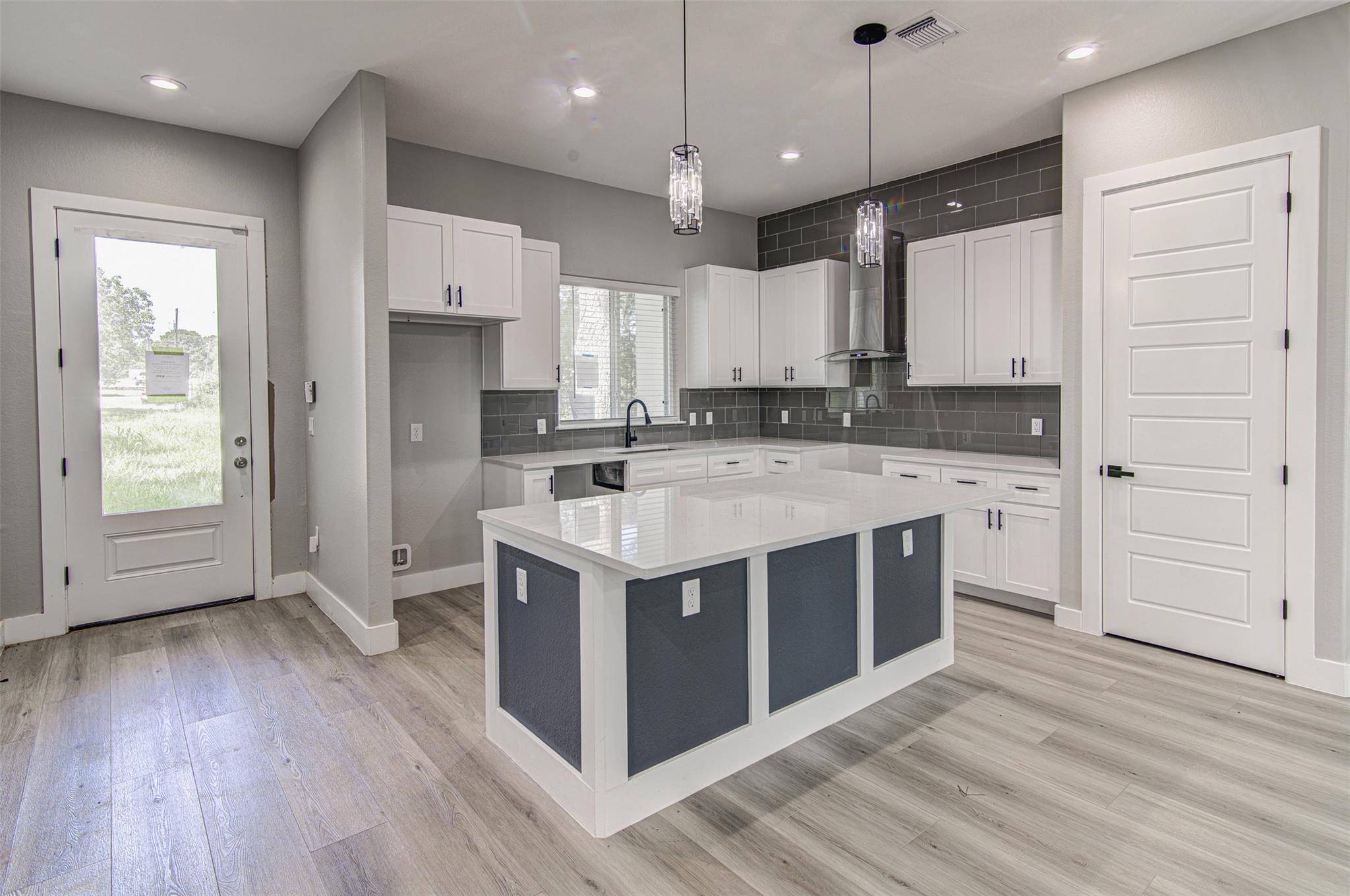 124 Feather Grass LN, Bastrop, TX 78602