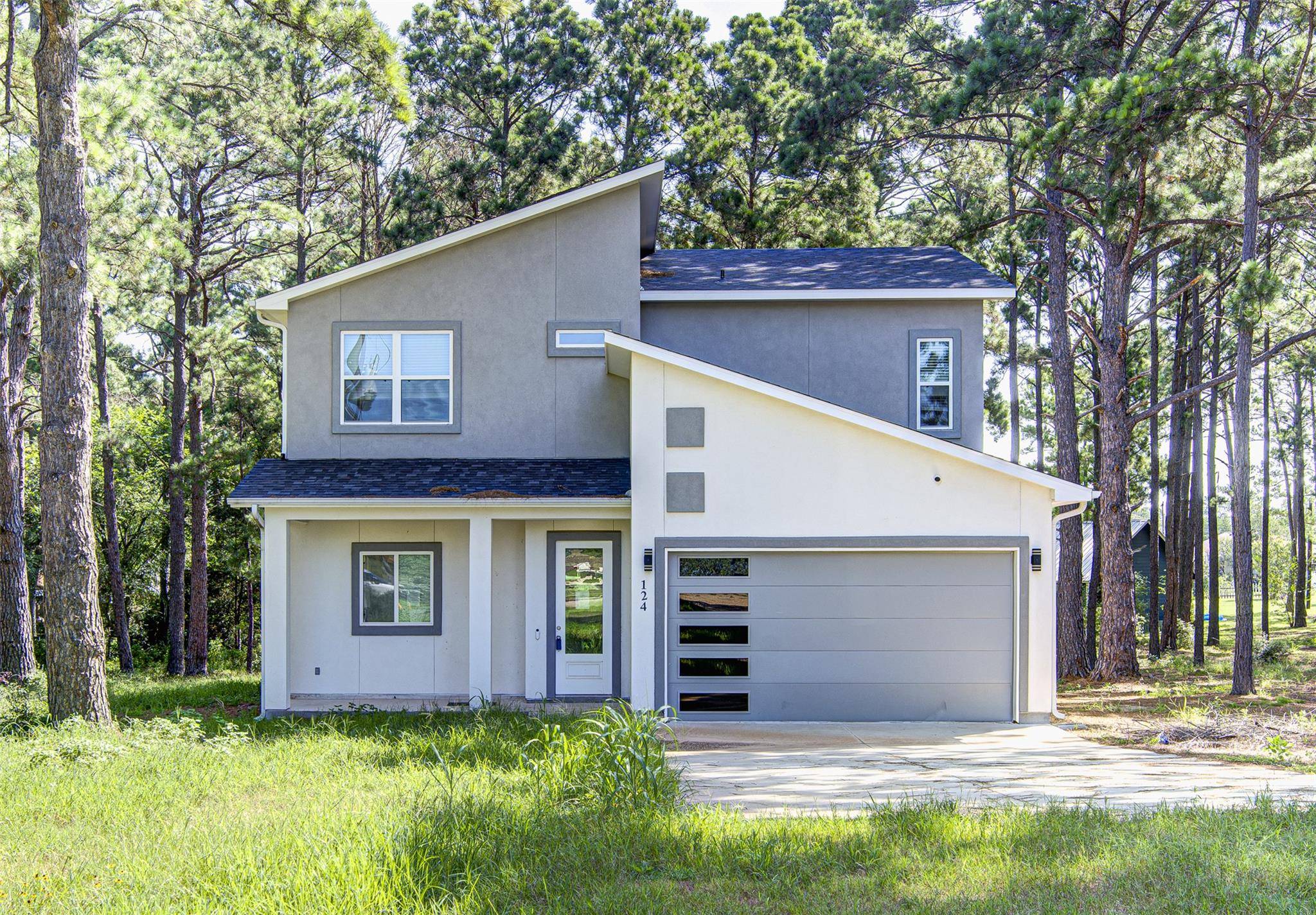 124 Feather Grass LN, Bastrop, TX 78602