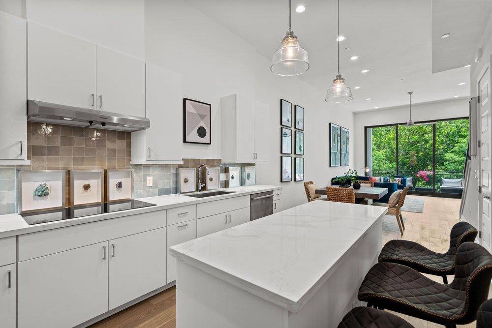2505 Bluebonnet Ave #12, Austin, TX 78704