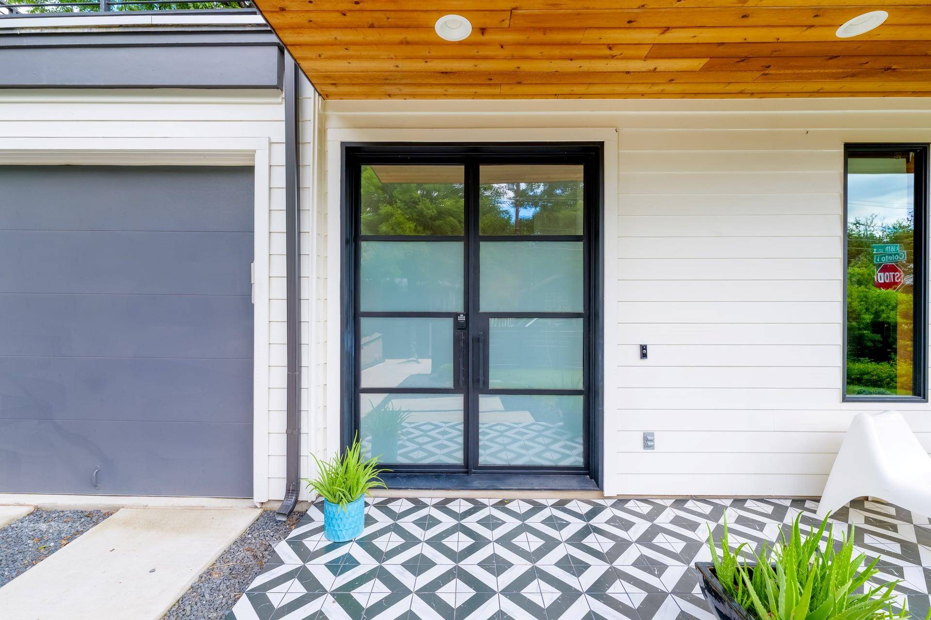 2201 E 16th ST, Austin, TX 78702