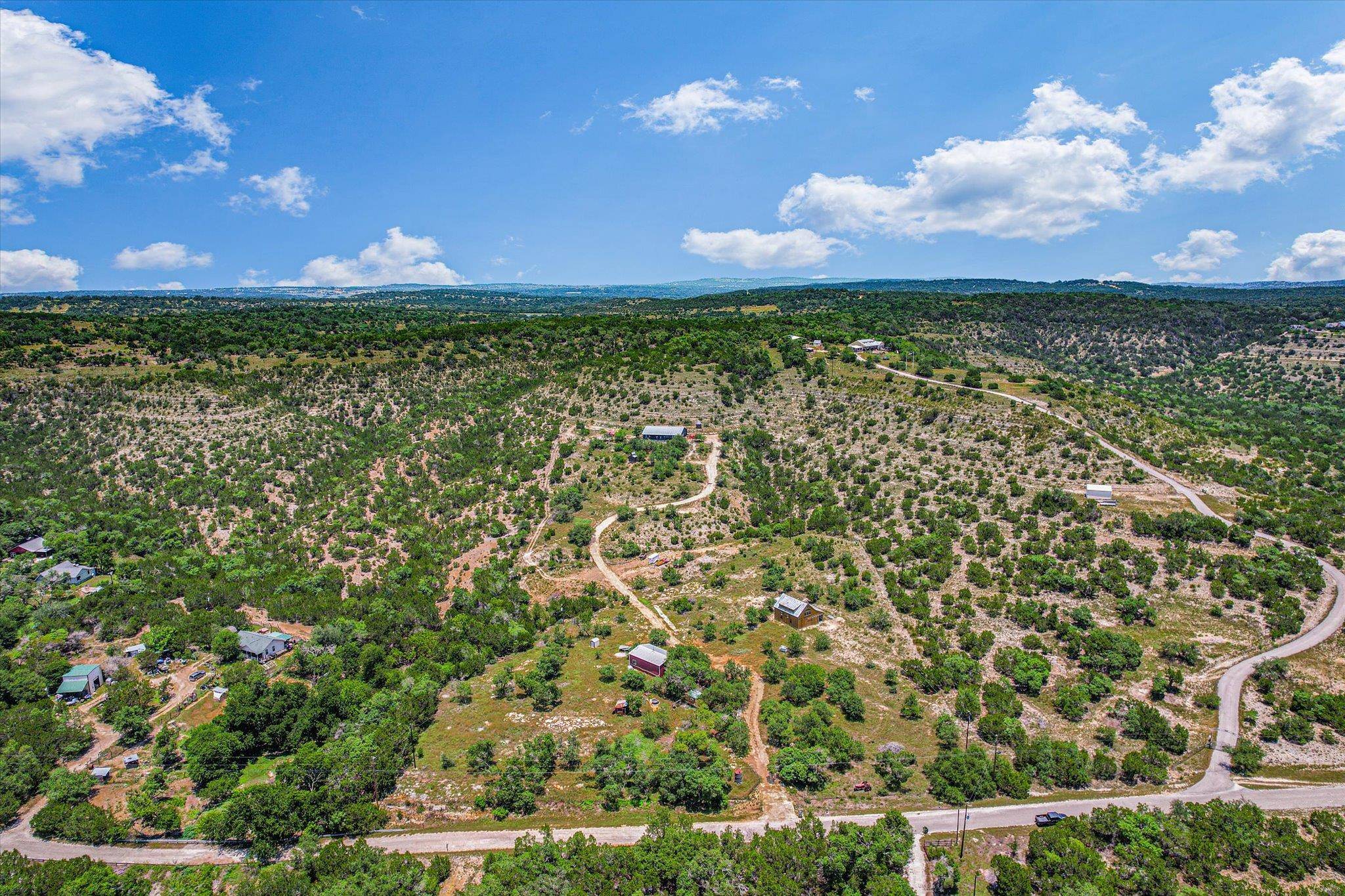 1363 MONTELL RD, Wimberley, TX 78676