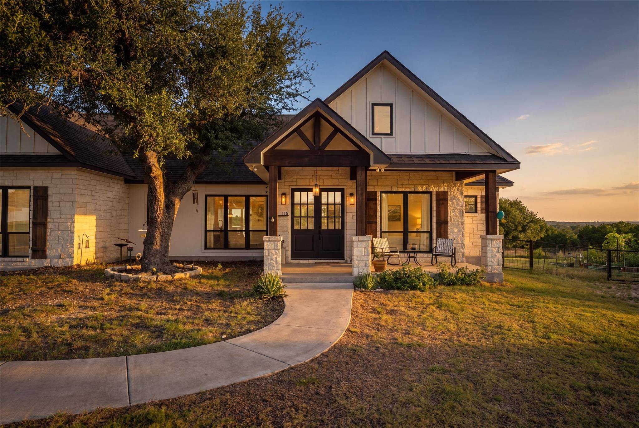 115 N Calvin Barrett, Blanco, TX 78606