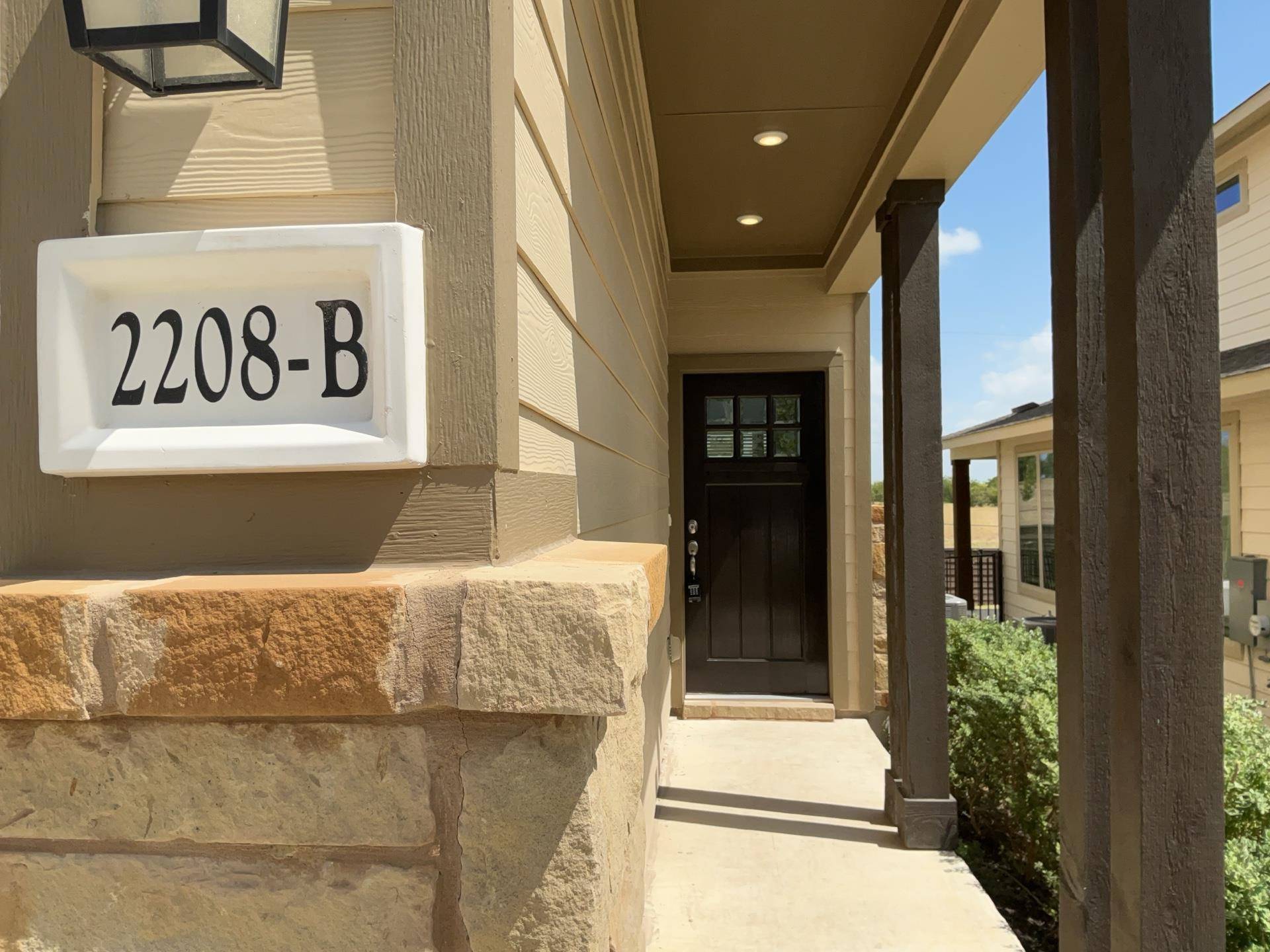 2208 Cornfield DR #B, Pflugerville, TX 78660