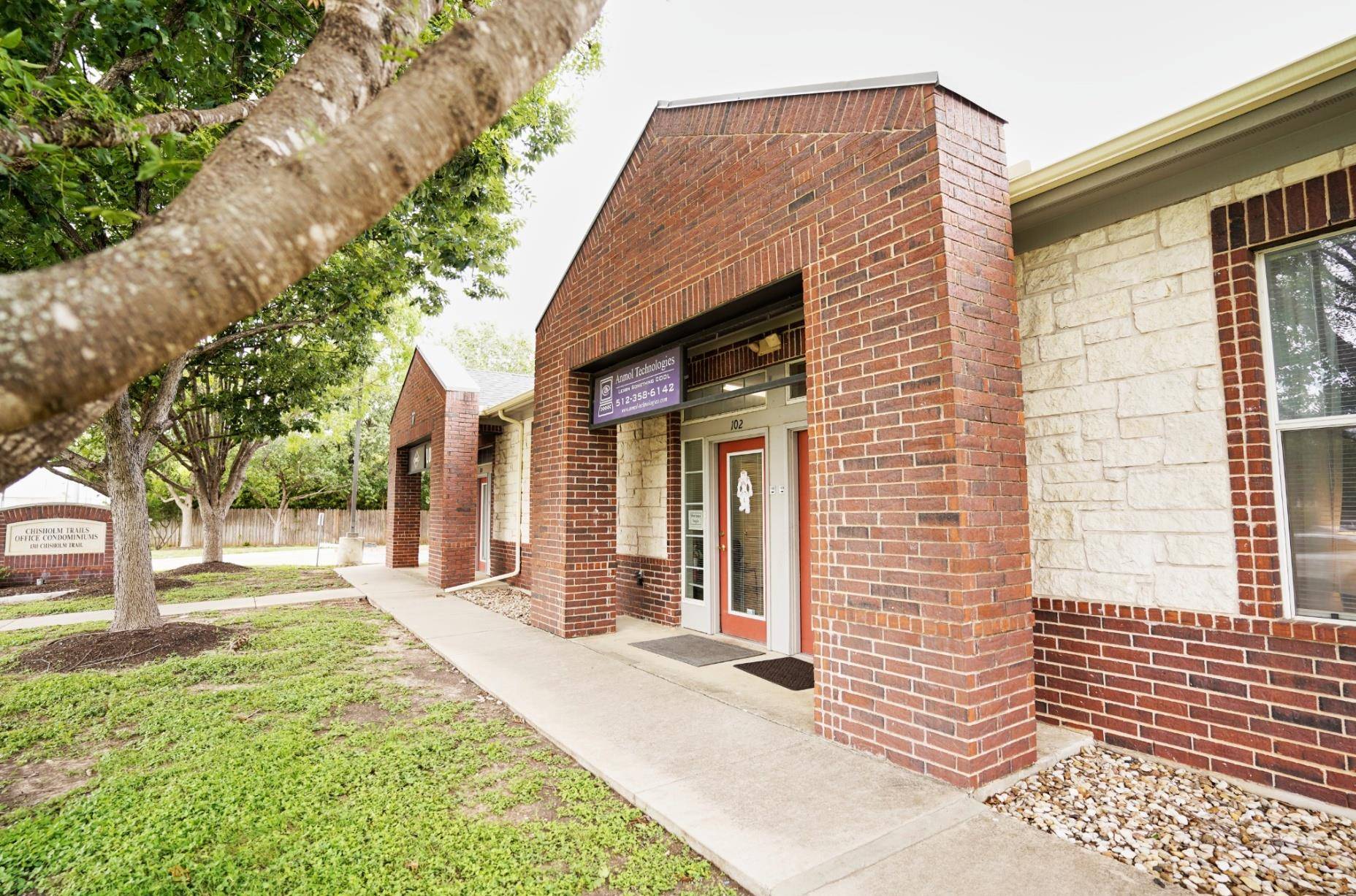 1311 Chisholm TRL #102, Round Rock, TX 78681