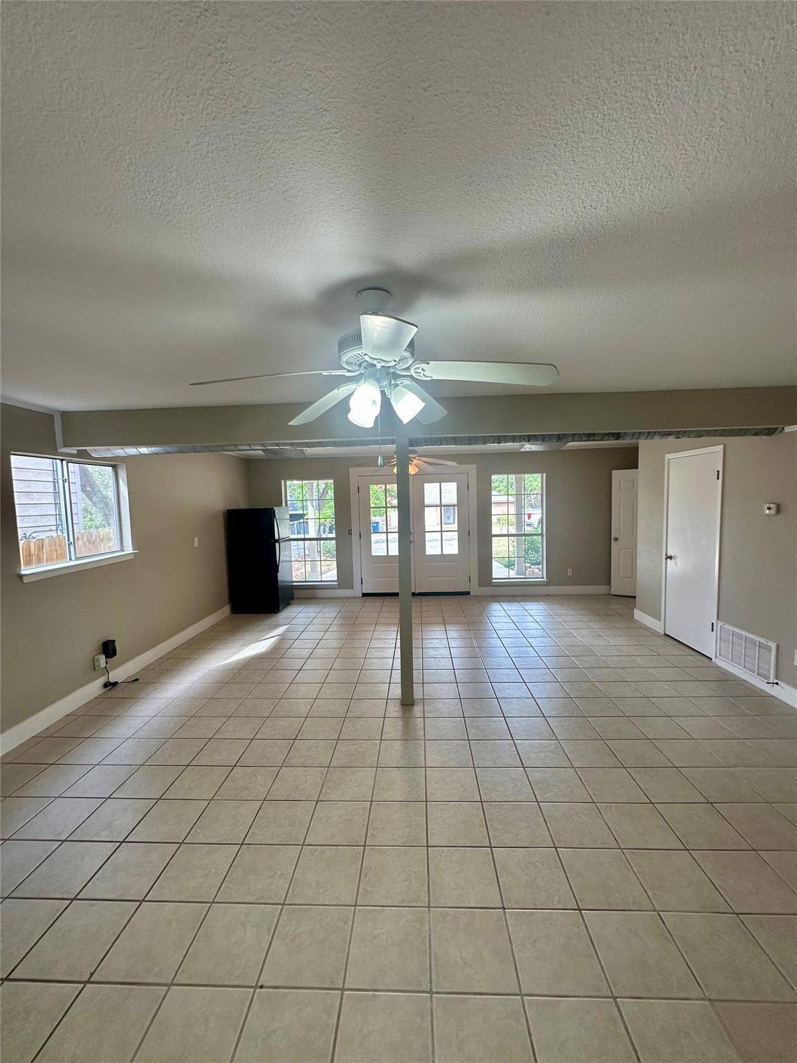 178 Mary Ann DR, Canyon Lake, TX 78133