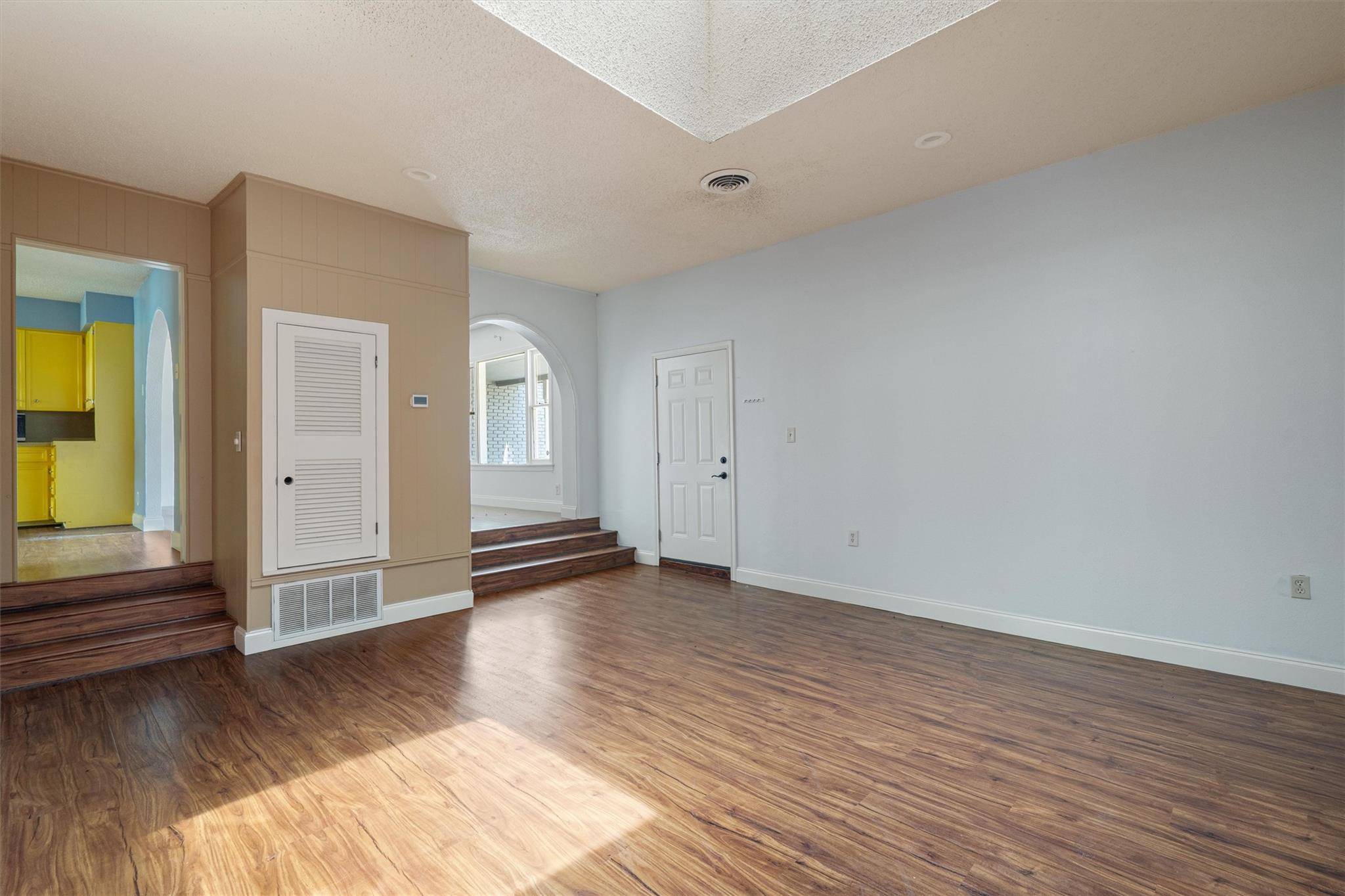 2106 Allred DR, Austin, TX 78748