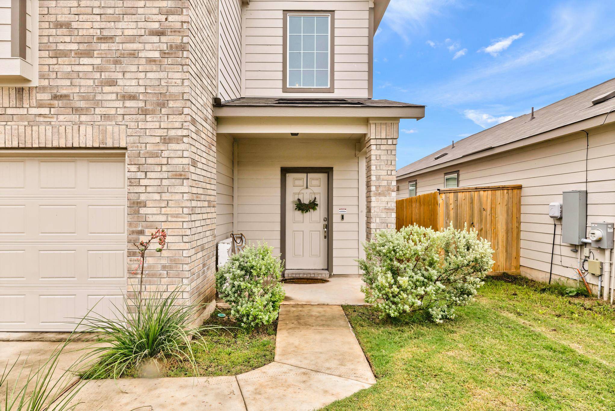 129 Rowdy Yates WAY, Jarrell, TX 76537