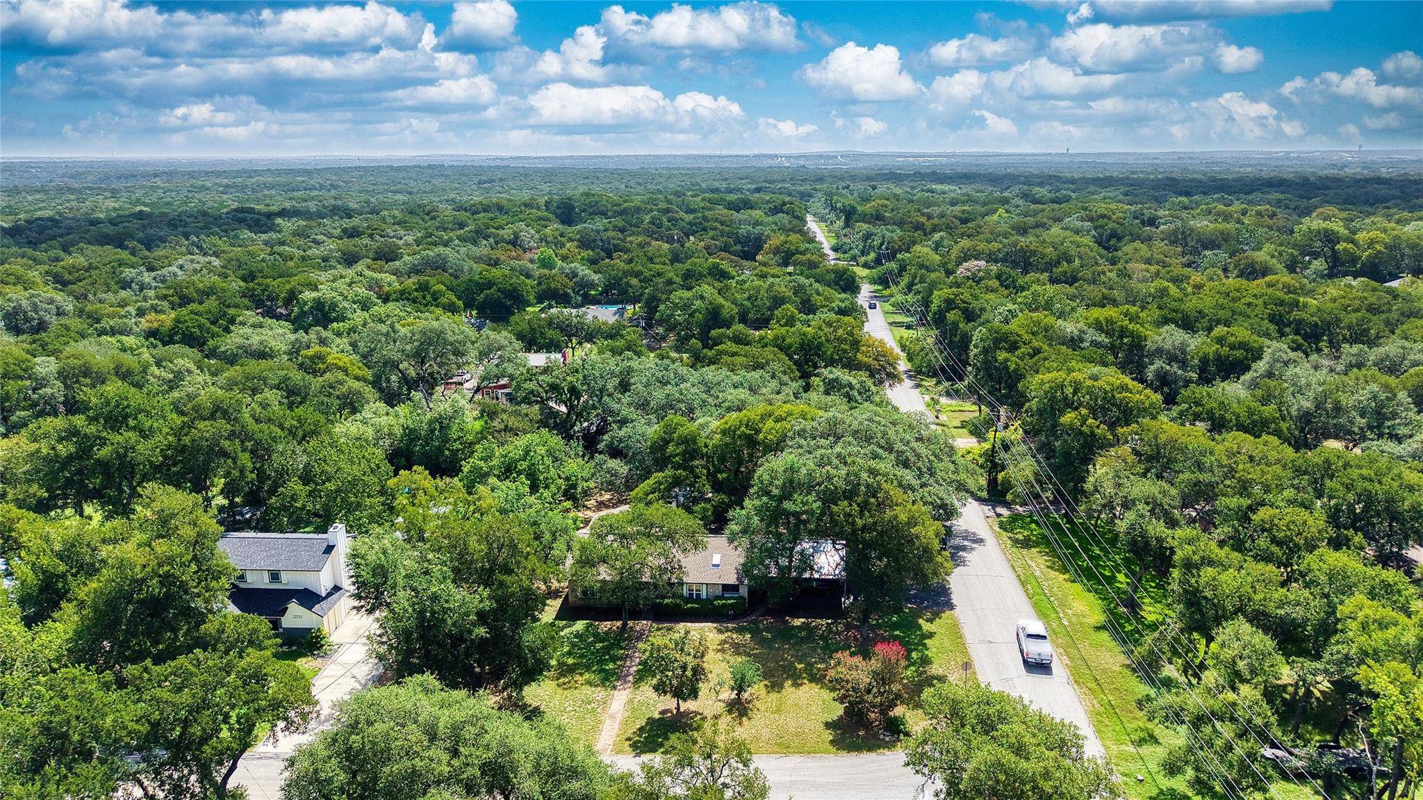 12715 Crystal Creek DR, Buda, TX 78610