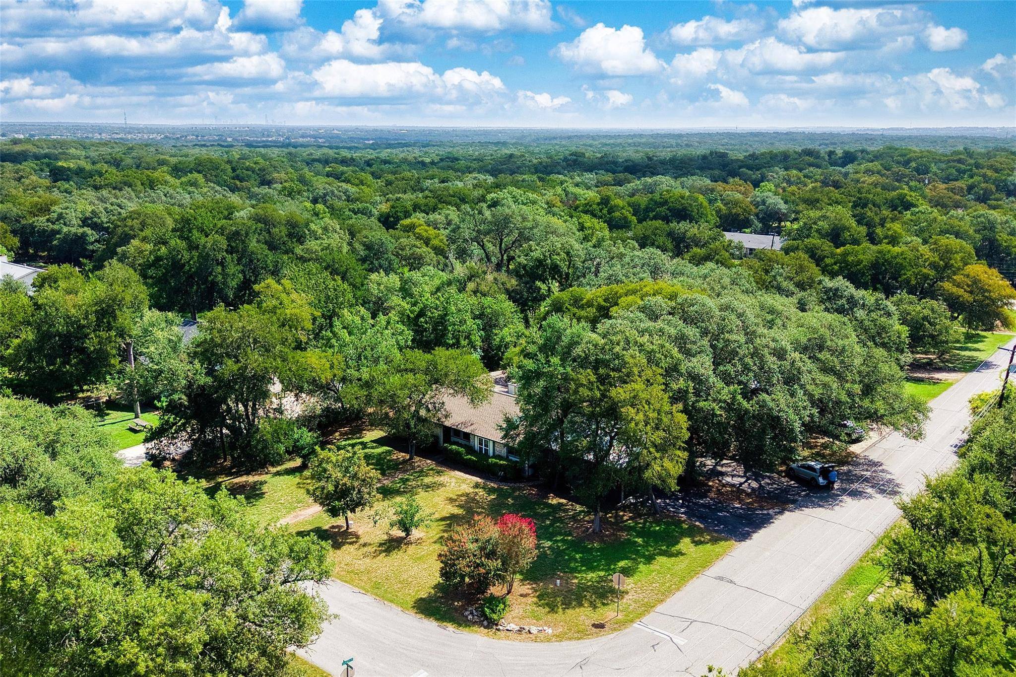 12715 Crystal Creek DR, Buda, TX 78610