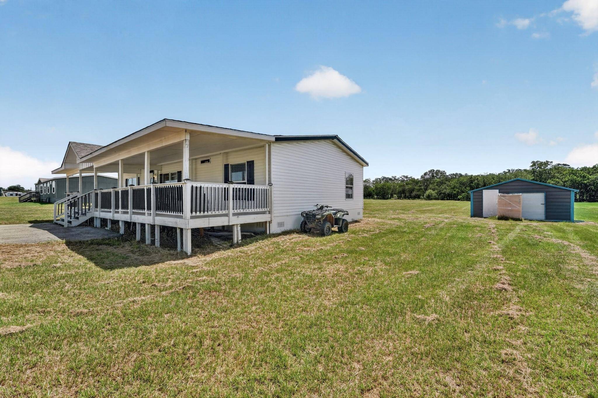548 Casen ST, Dale, TX 78616