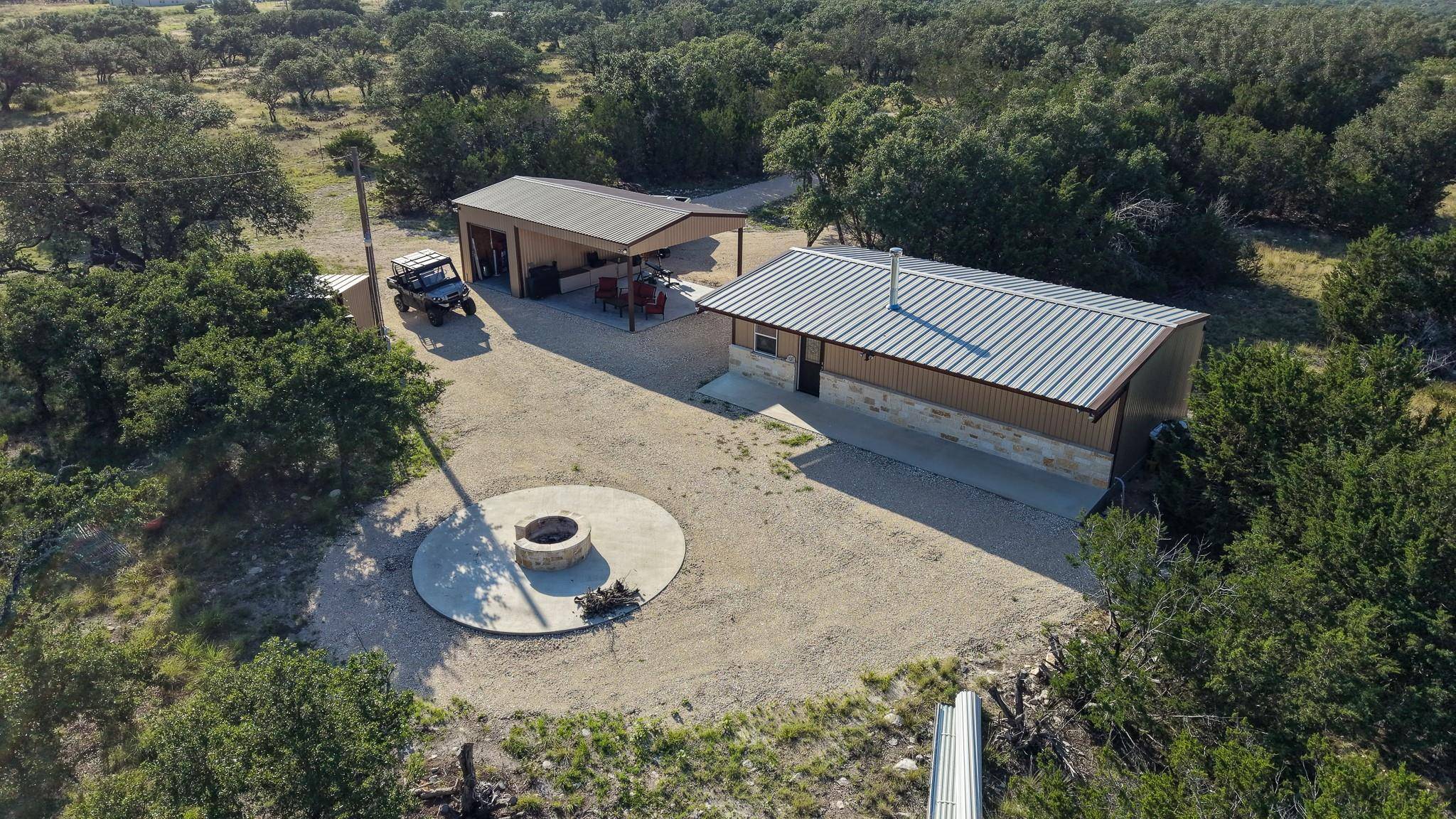 725 KC 3721 RD, Junction, TX 76849