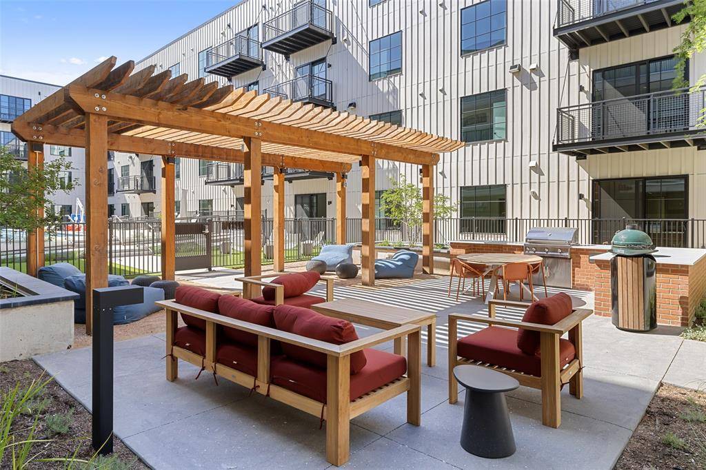 4315 S Congress Ave #423, Austin, TX 78745