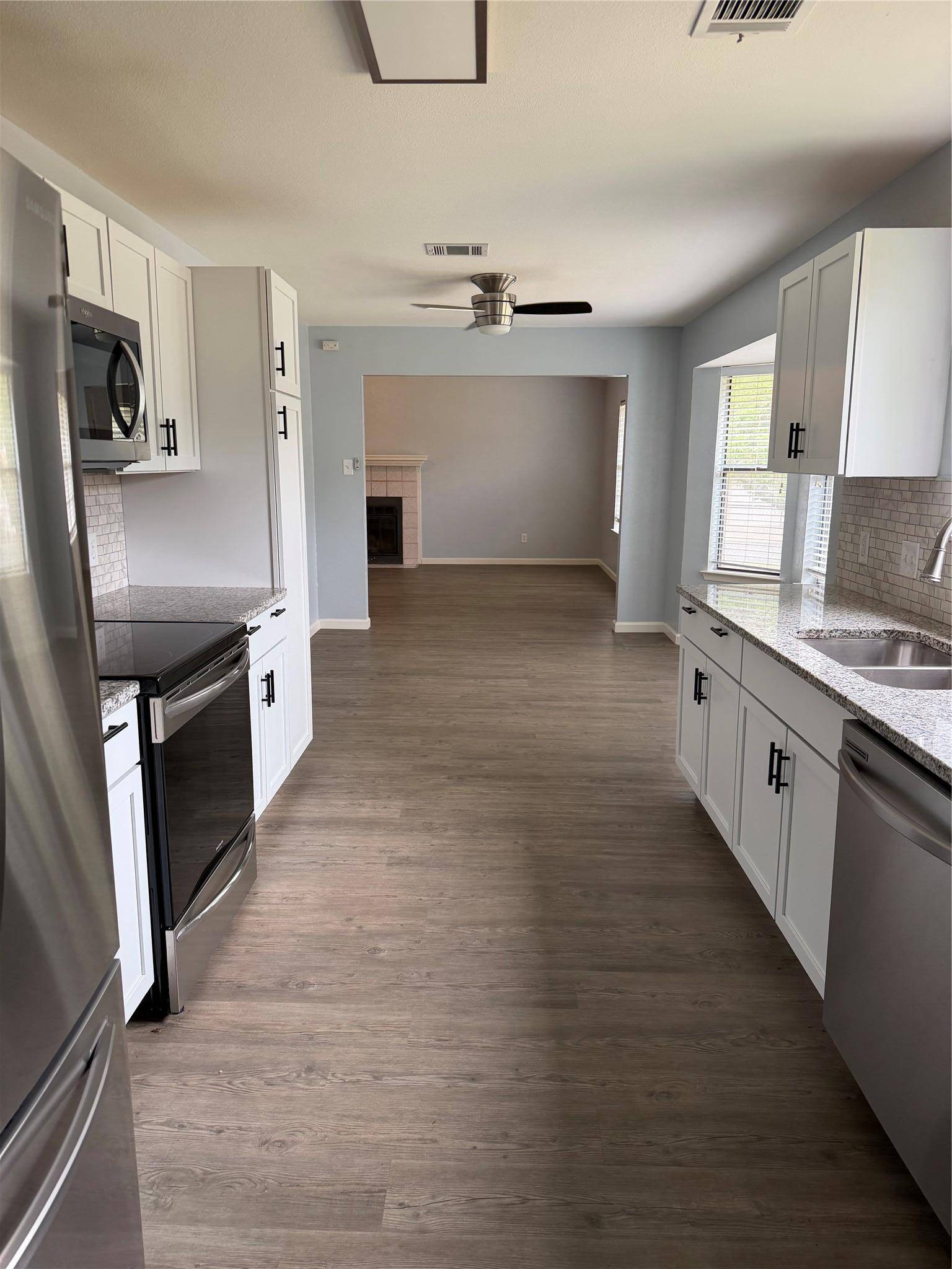 1018 Wessex WAY, Austin, TX 78748